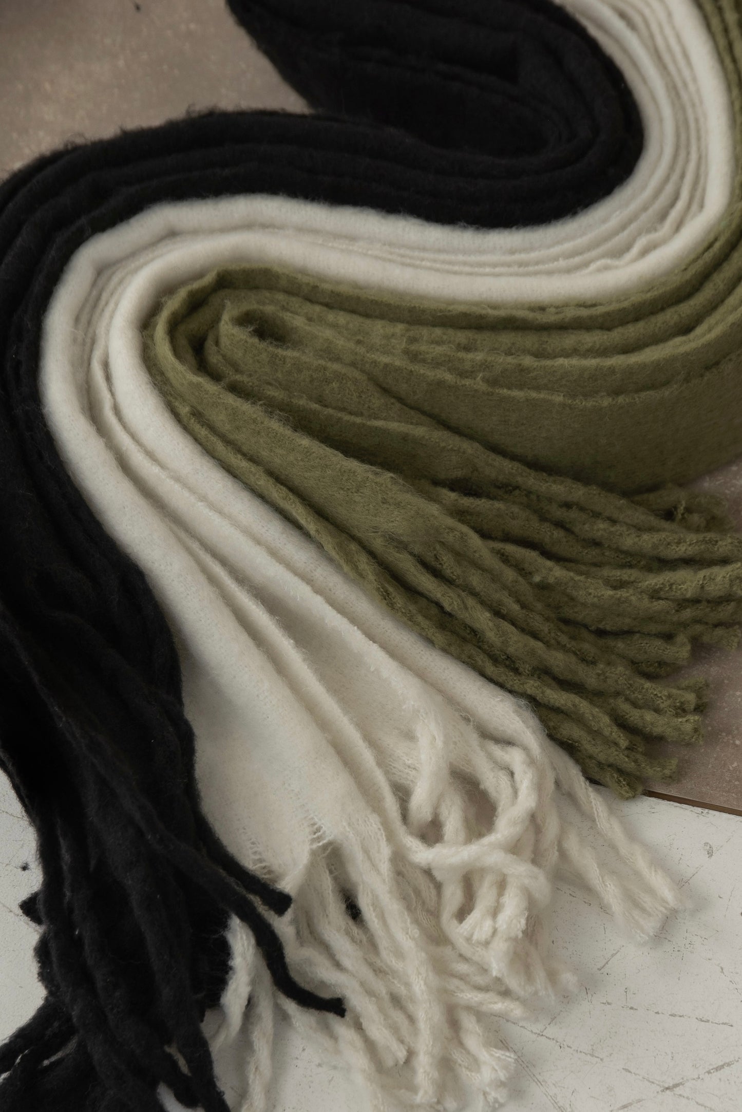 volume fringe muffler