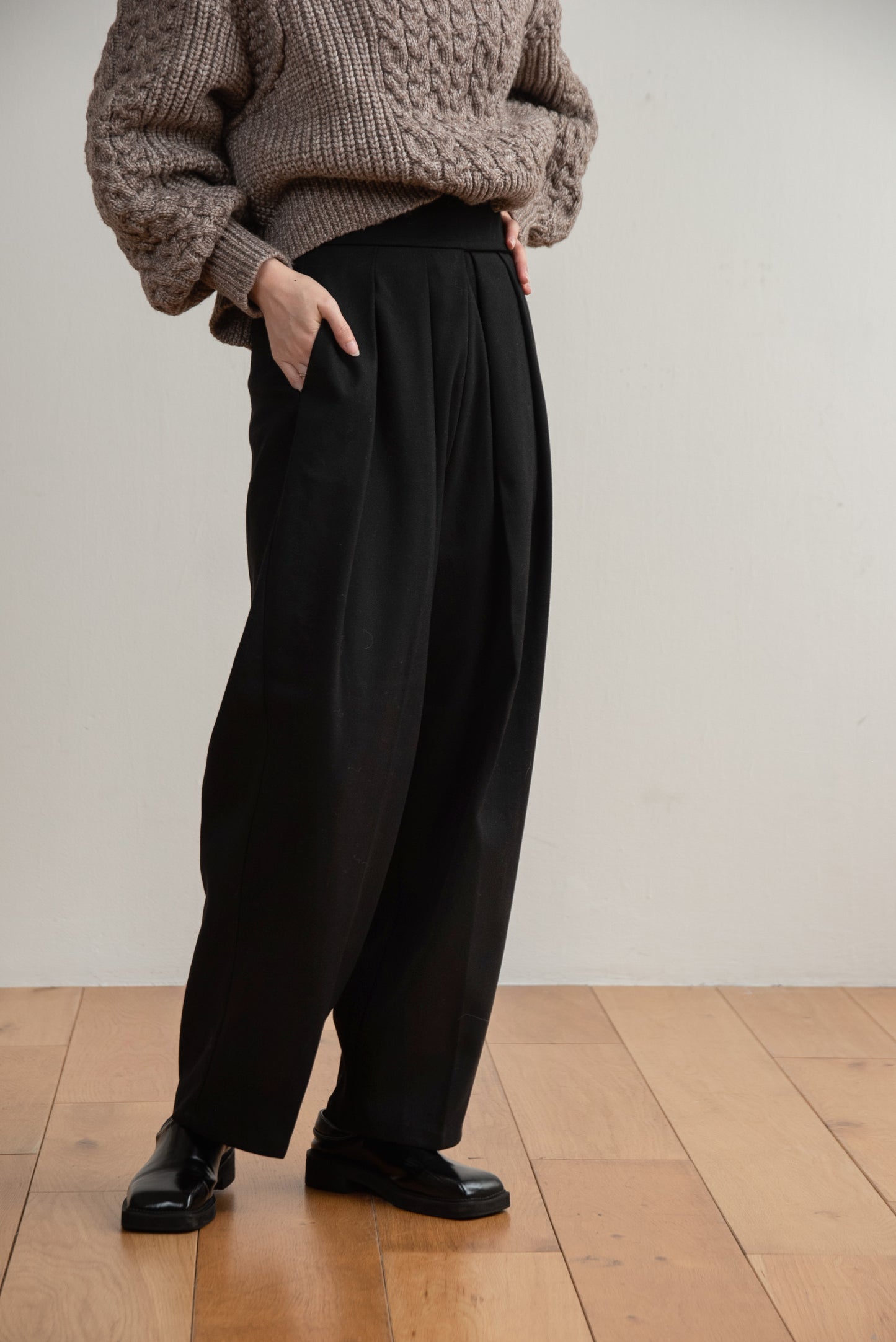 velcro tuck pants