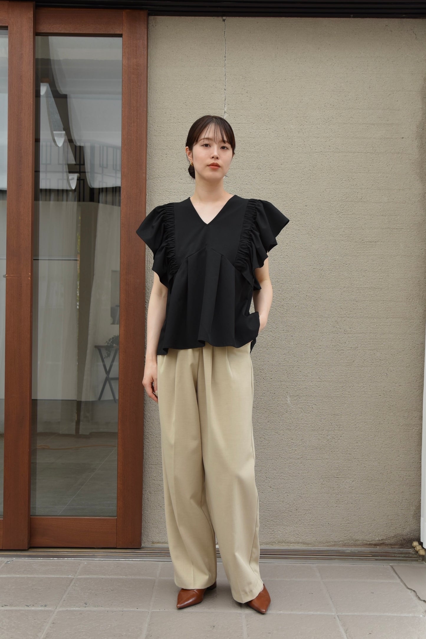 v neck shoulder frill blouse