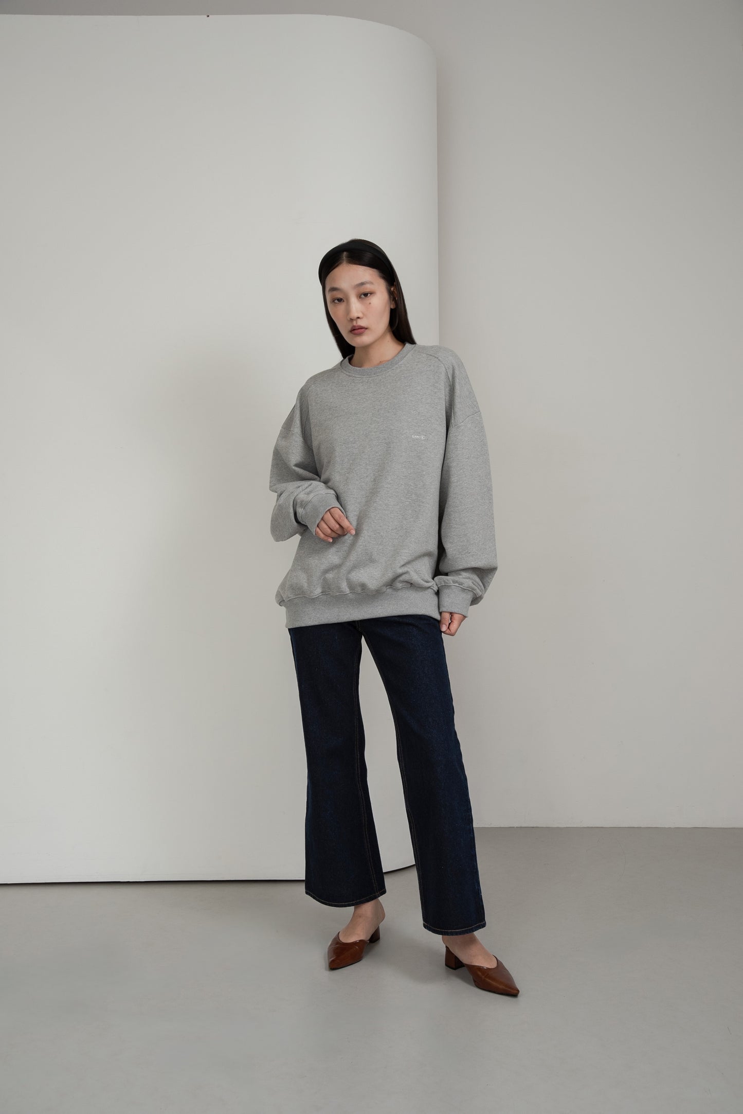 semi flare silhouette denim【I_am × kimina】