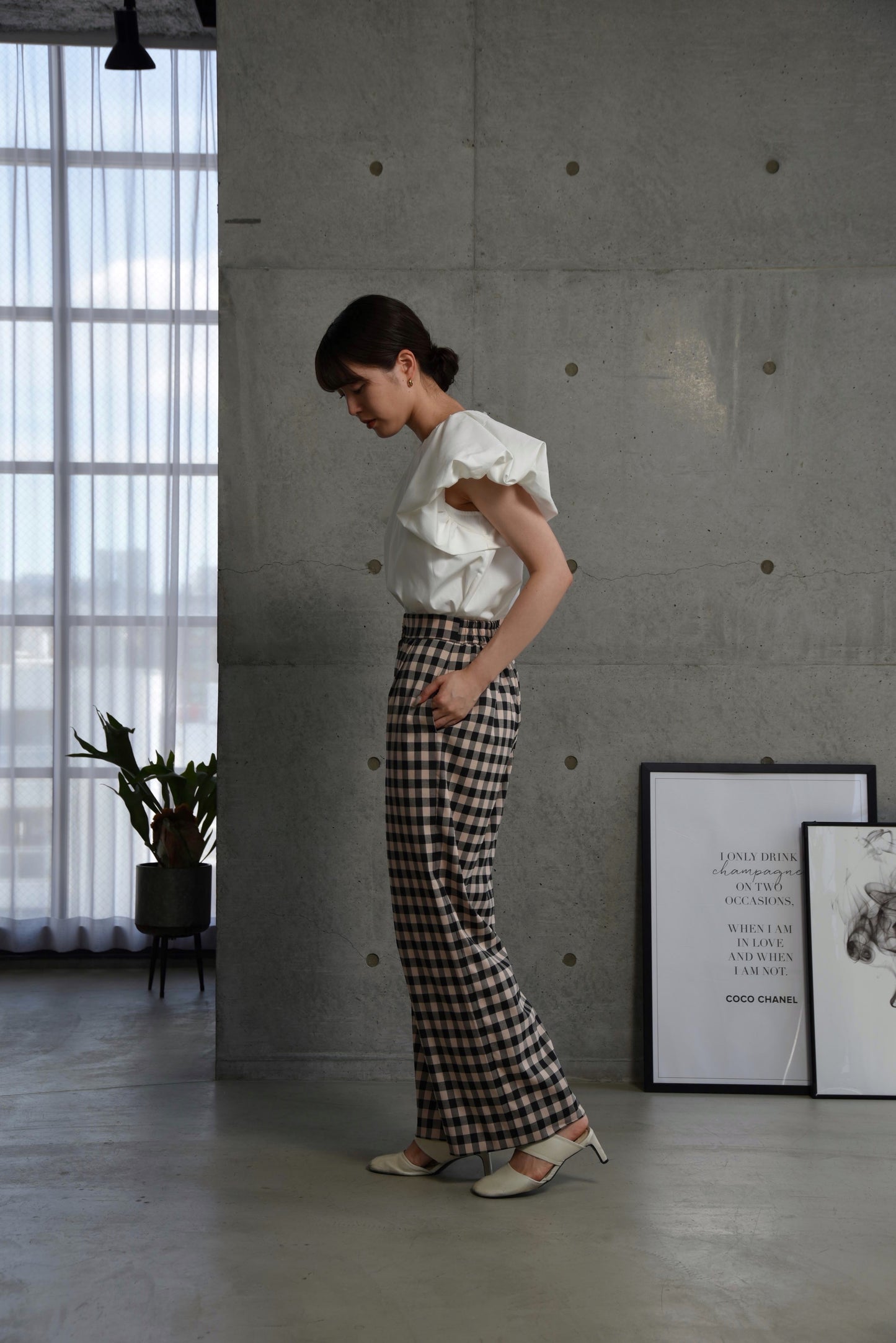 gingham check straight tuck pants