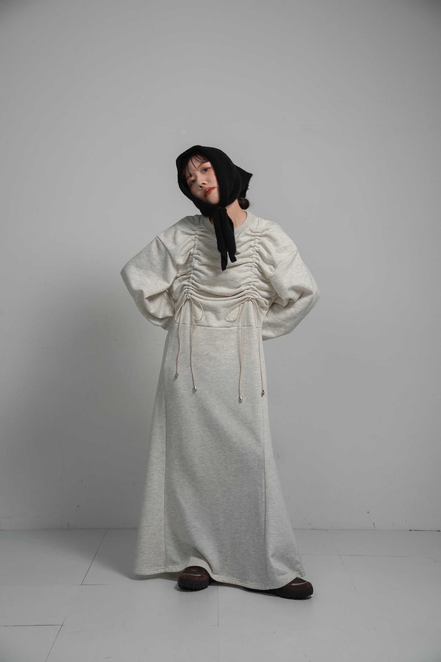 front arrange gather sweat op