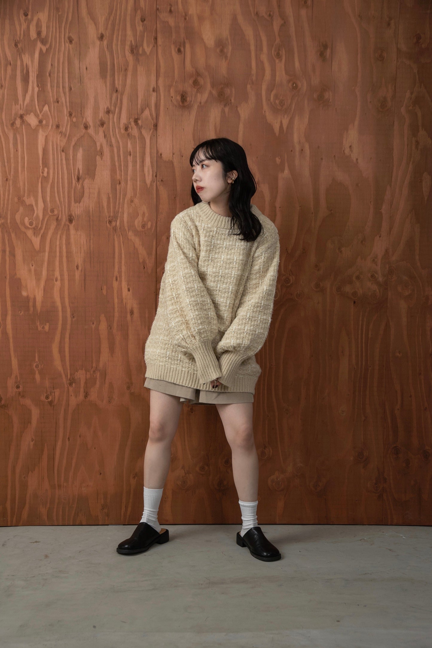 mix checked sleeve knit