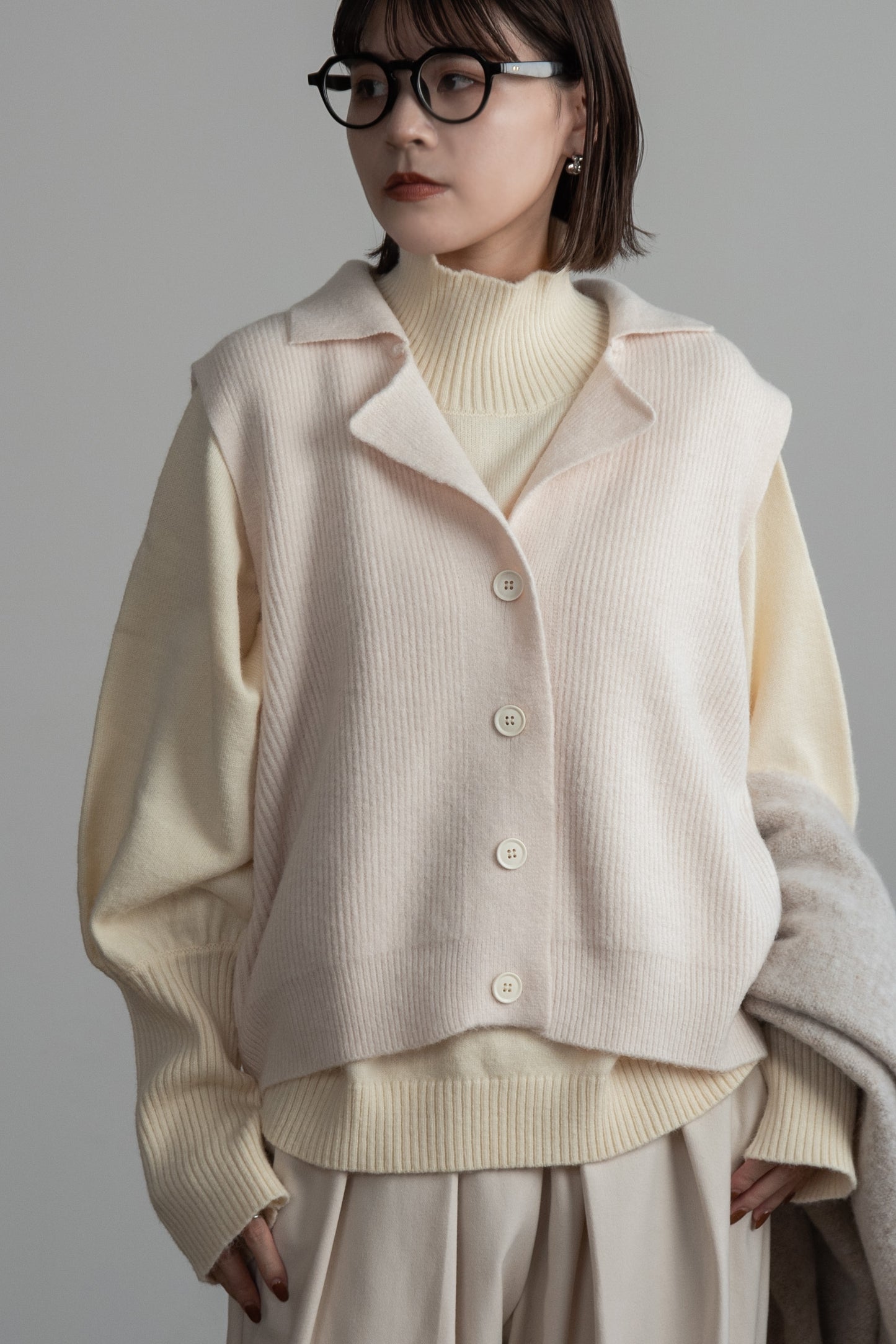 loose rib knit vest