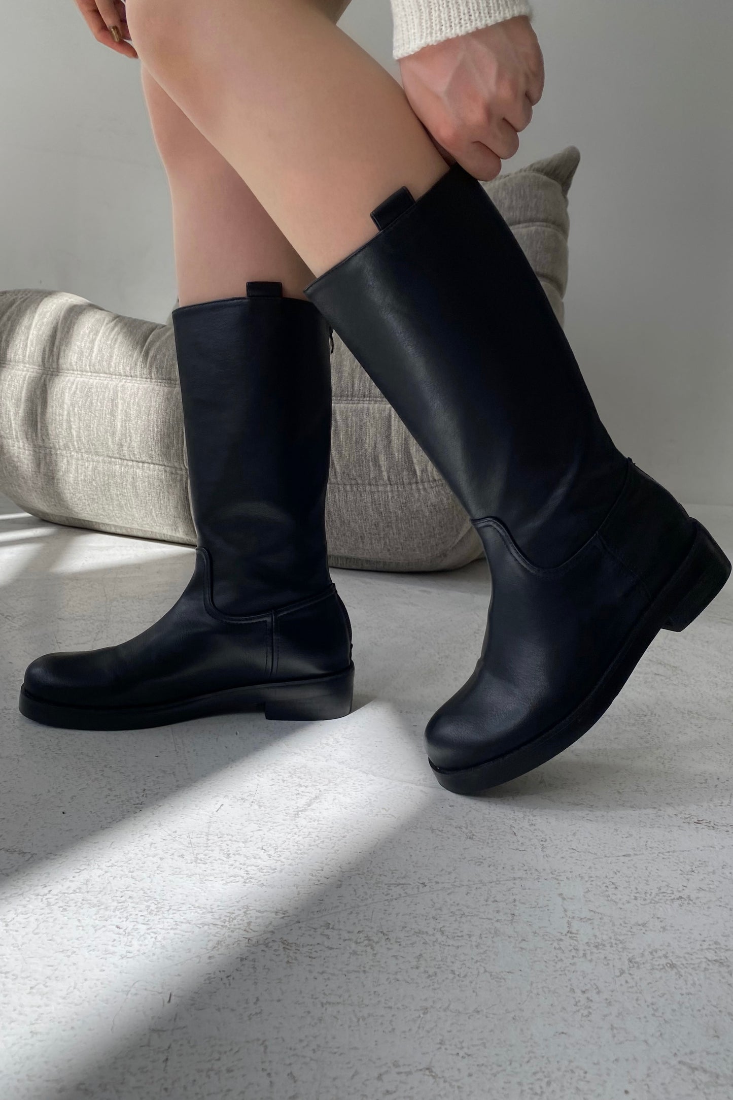 back zipper long boots