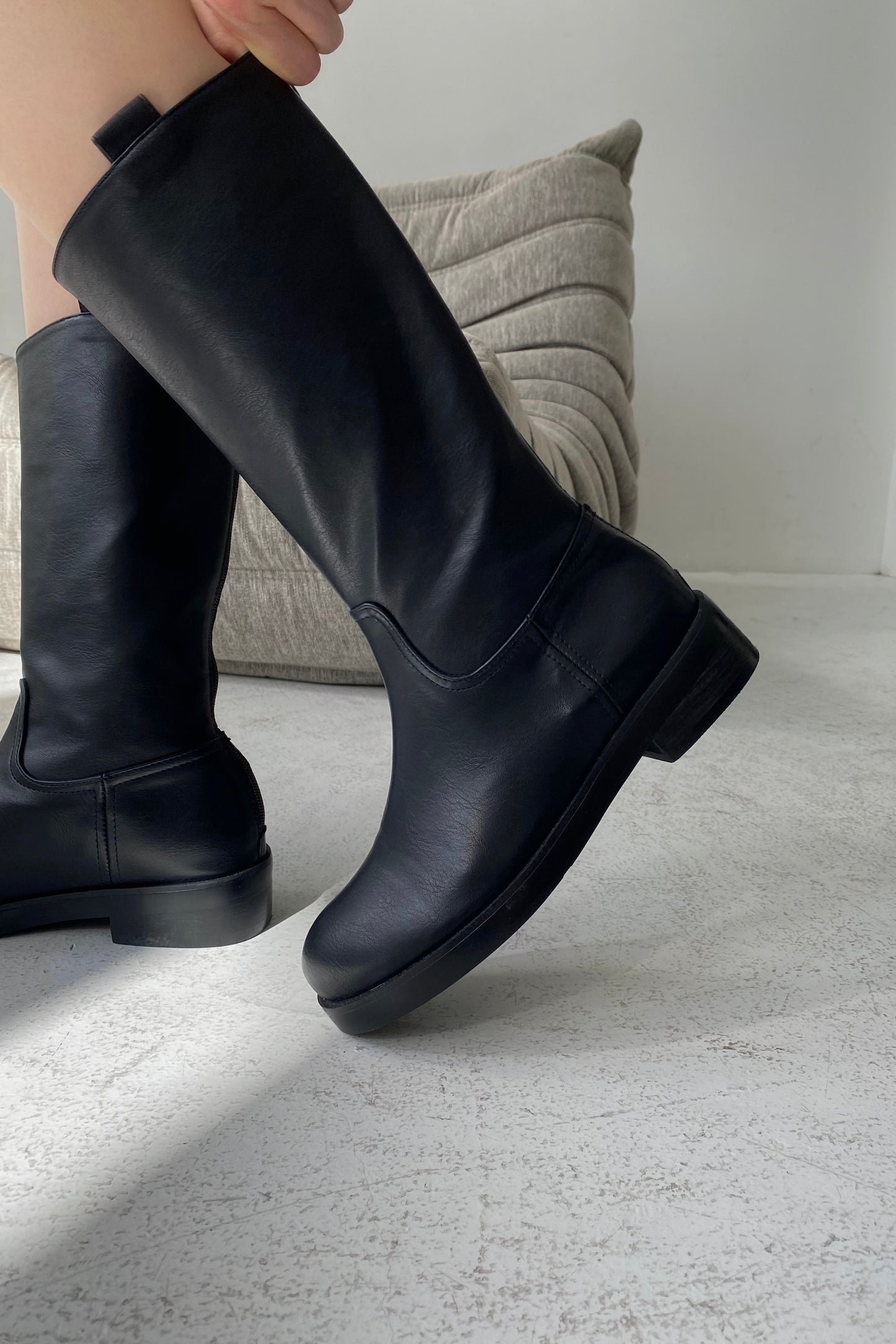 back zipper long boots