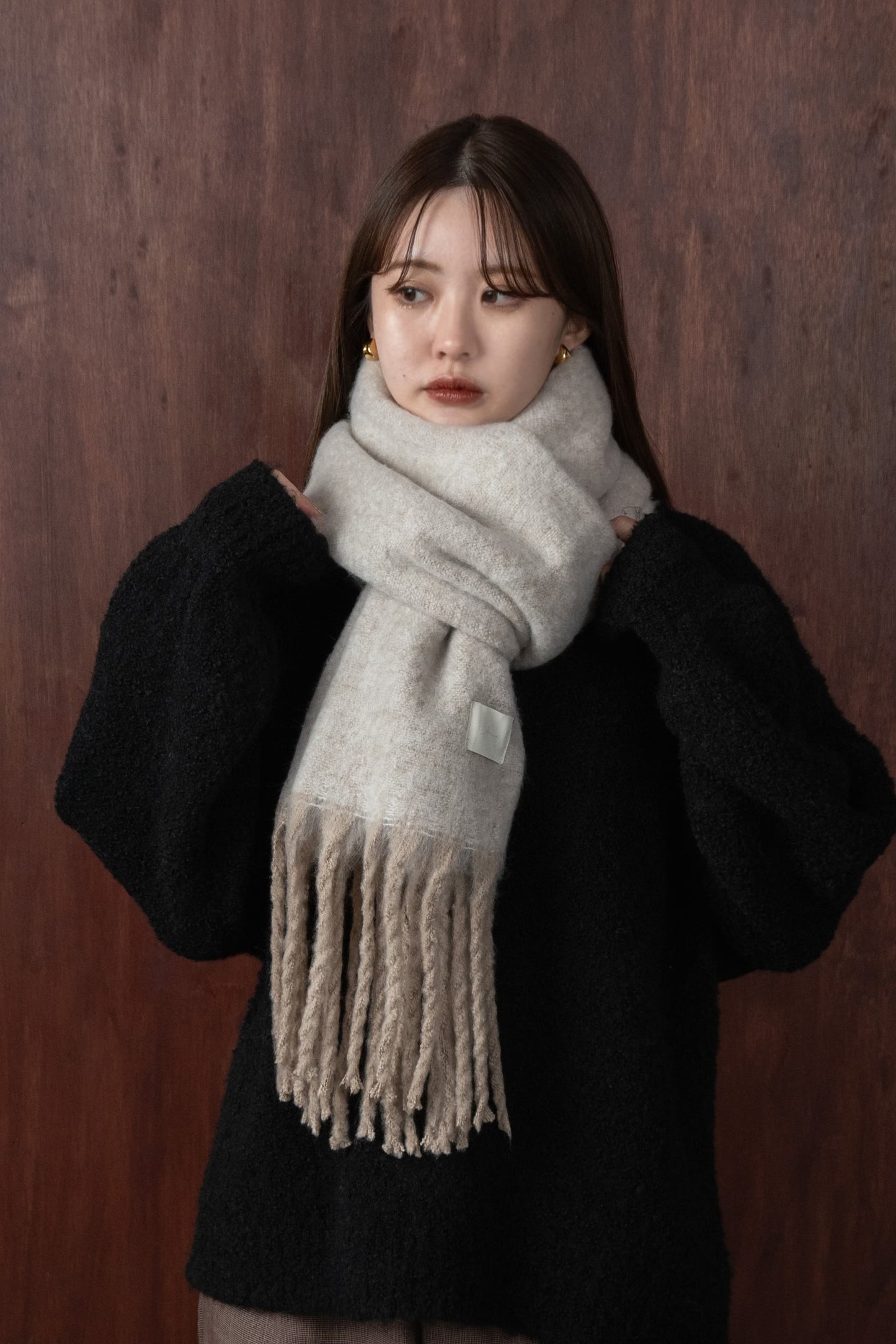 bulky volume fringe muffler