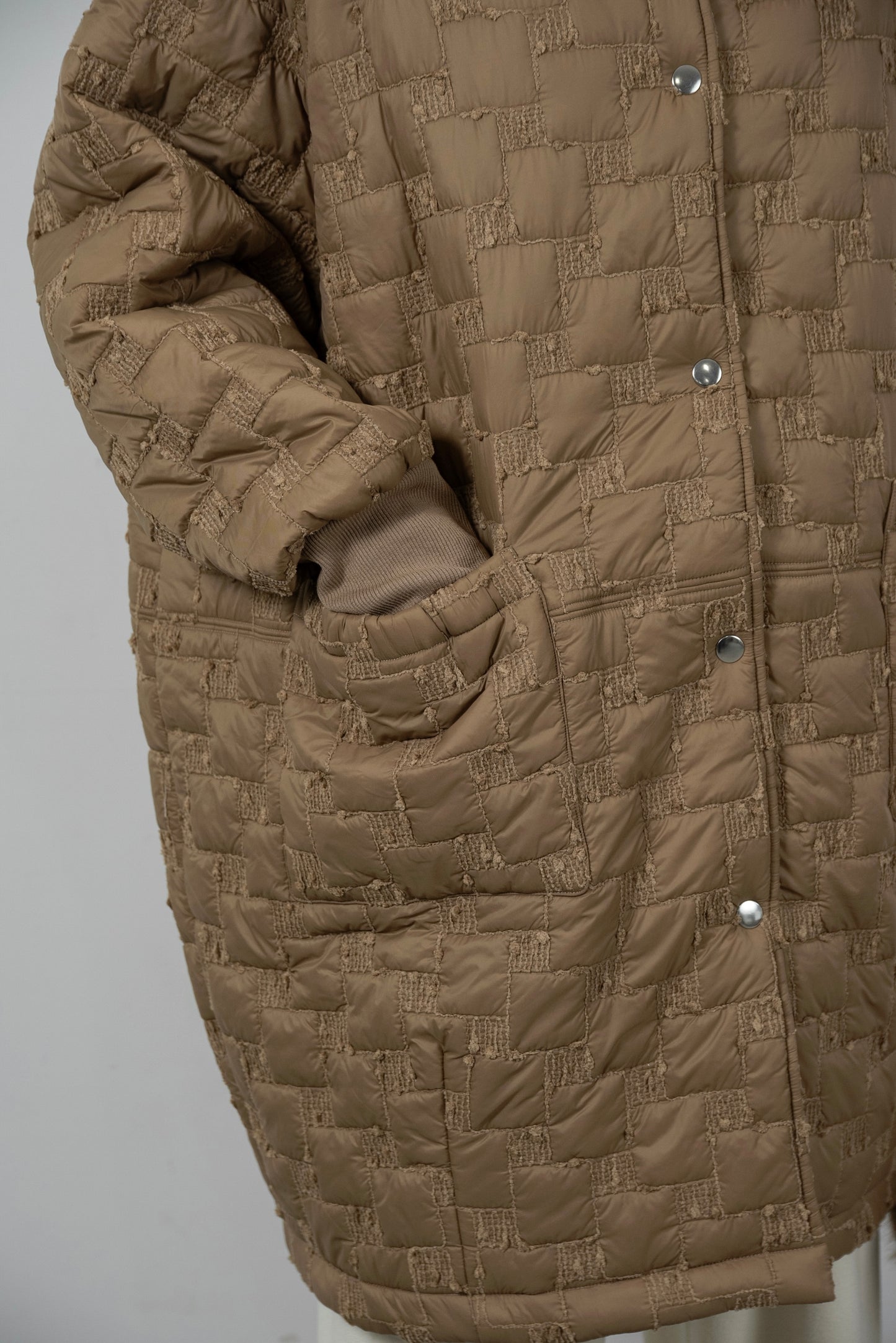 collarless square embroidery quilting coat