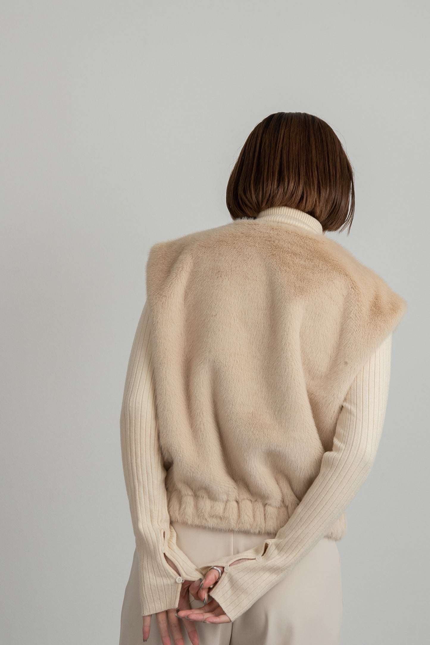 zip fur vest