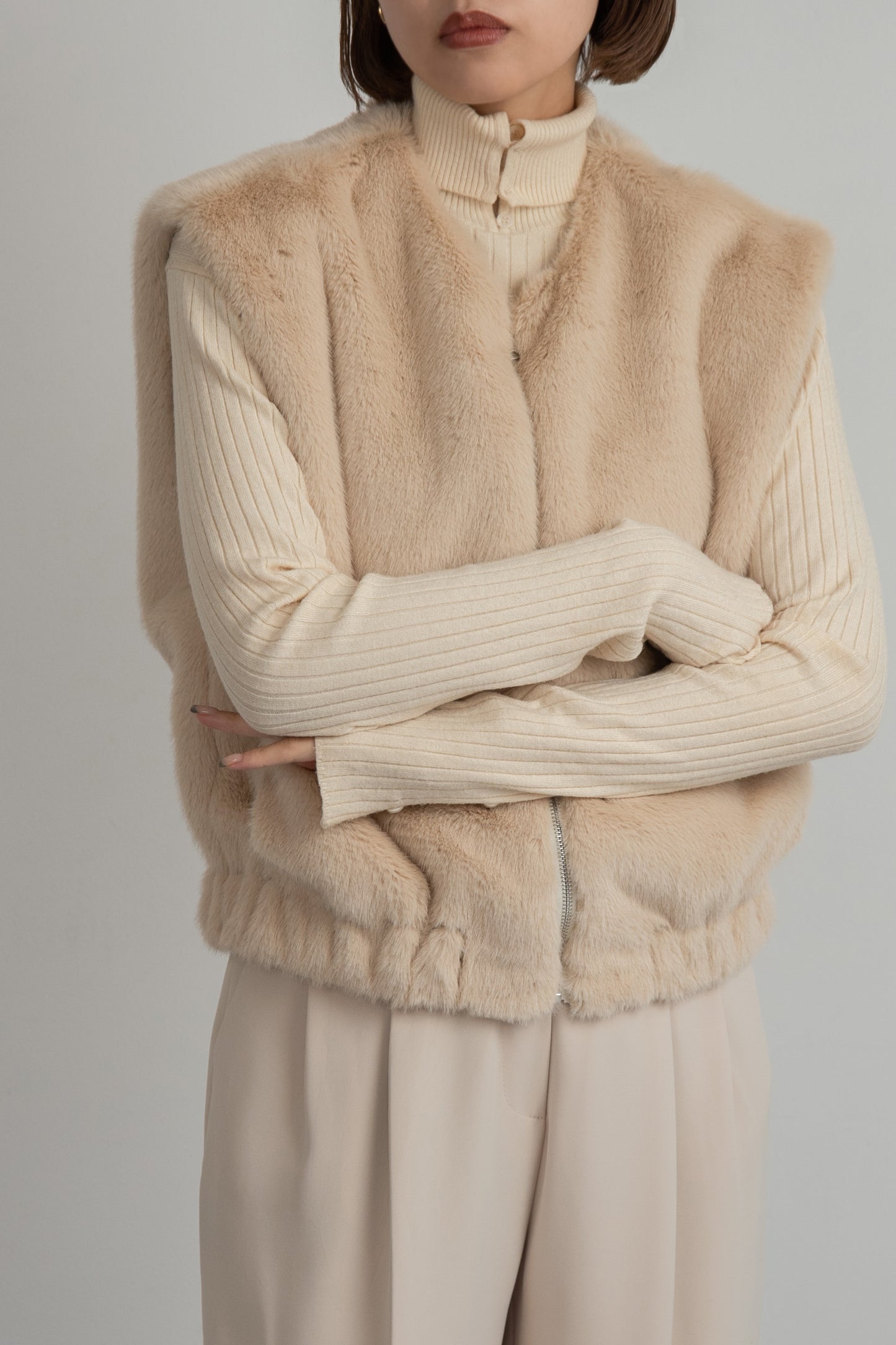 zip fur vest