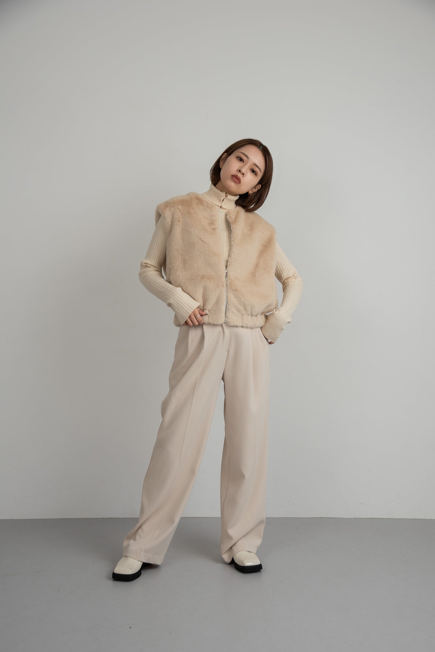 zip fur vest
