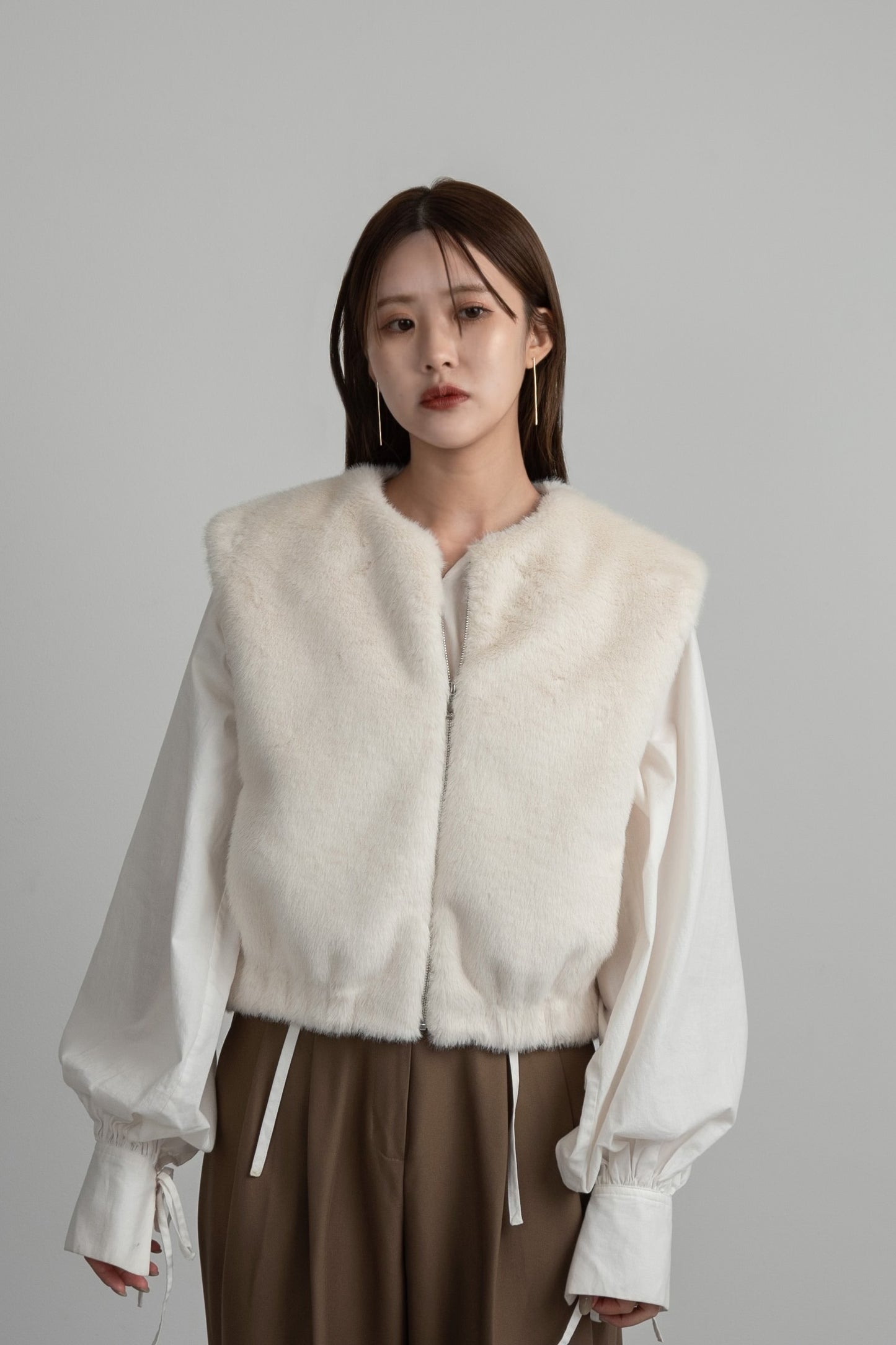 zip fur vest