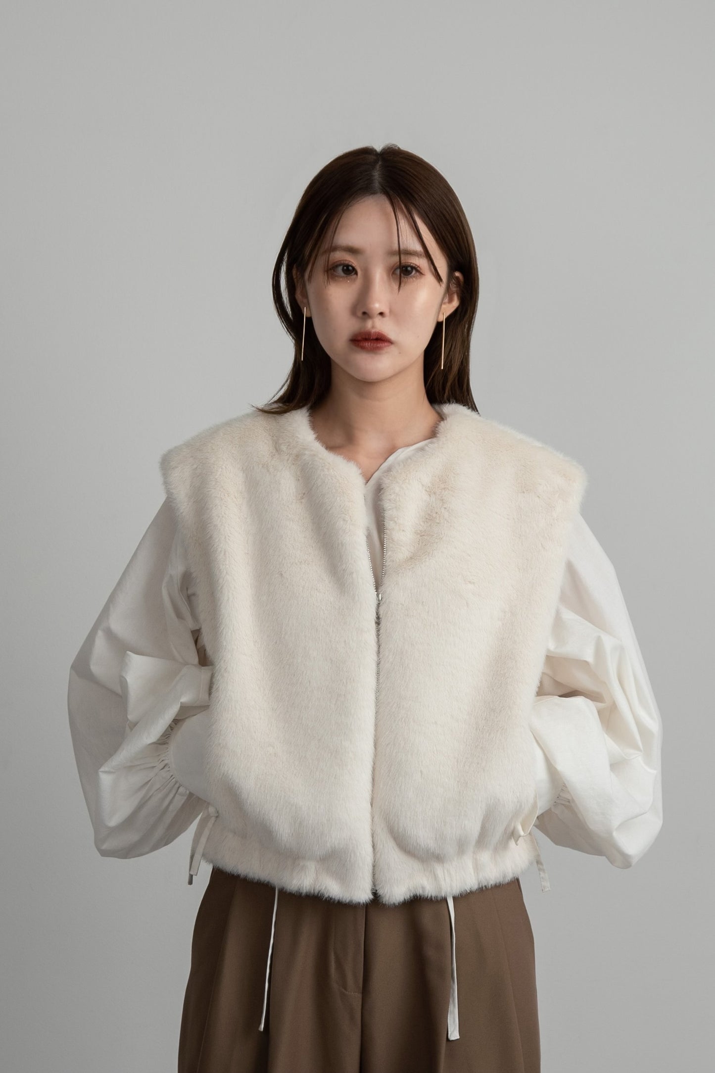 zip fur vest