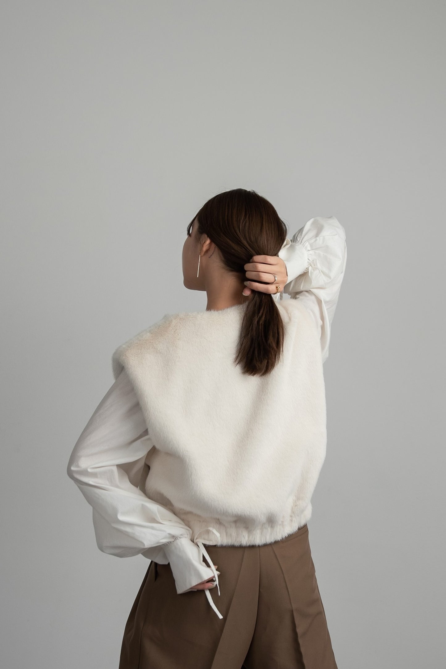zip fur vest