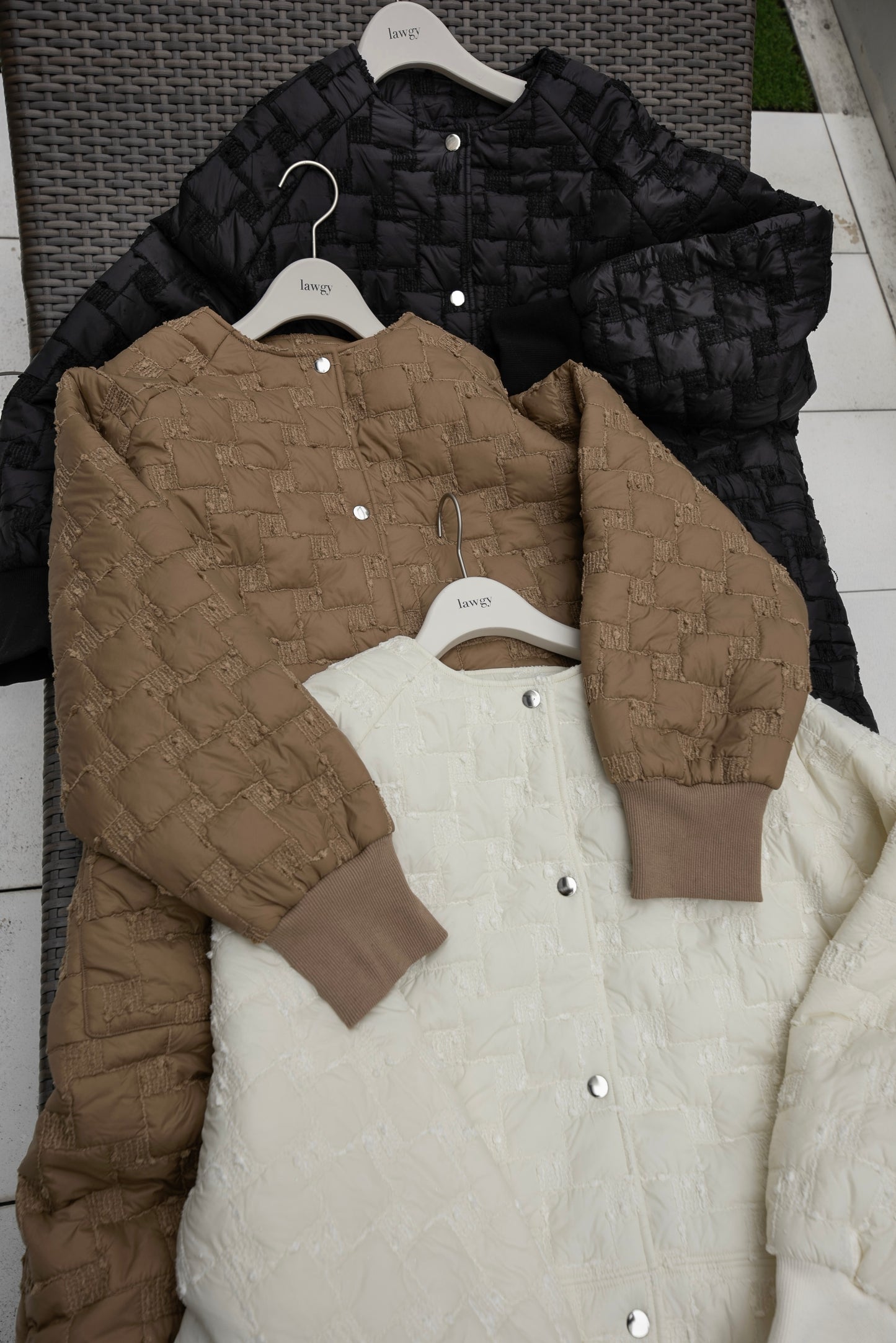 collarless square embroidery quilting coat