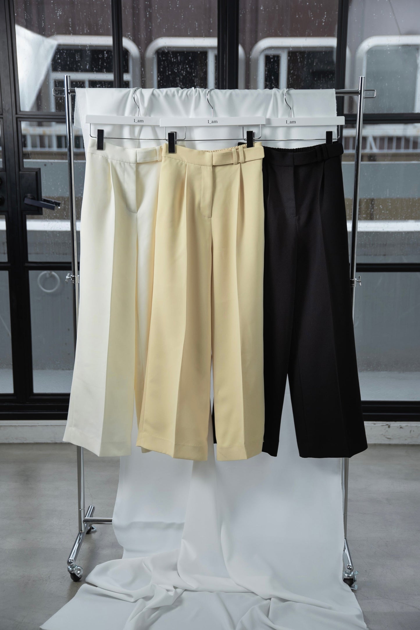 belted pants
