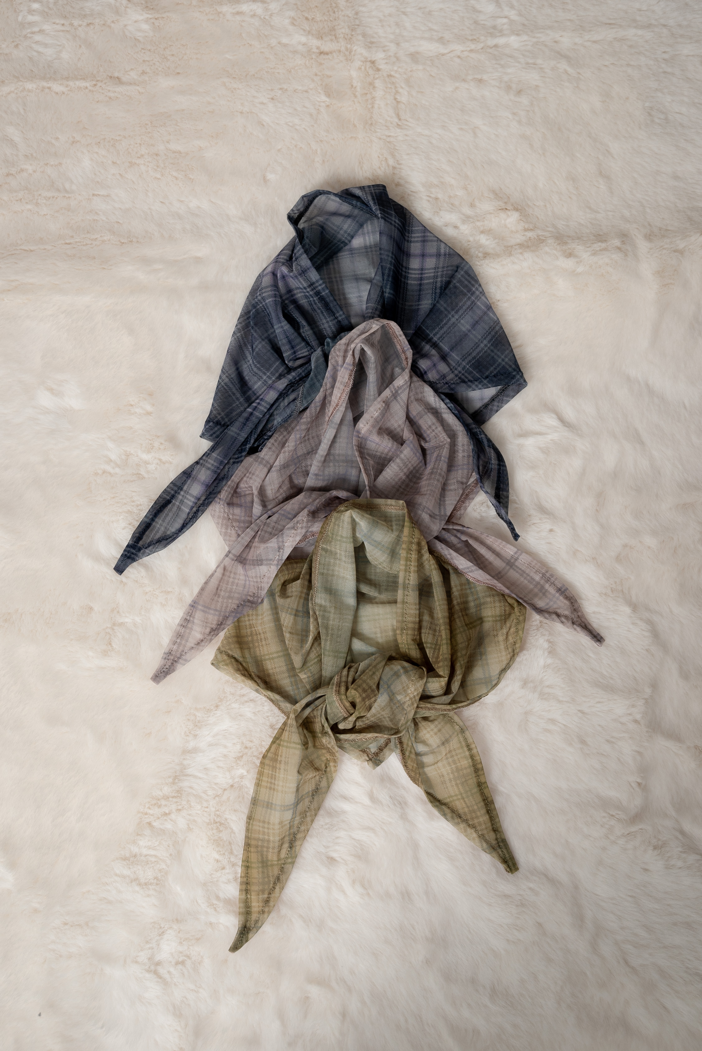 sheer mesh check triangle scarf
