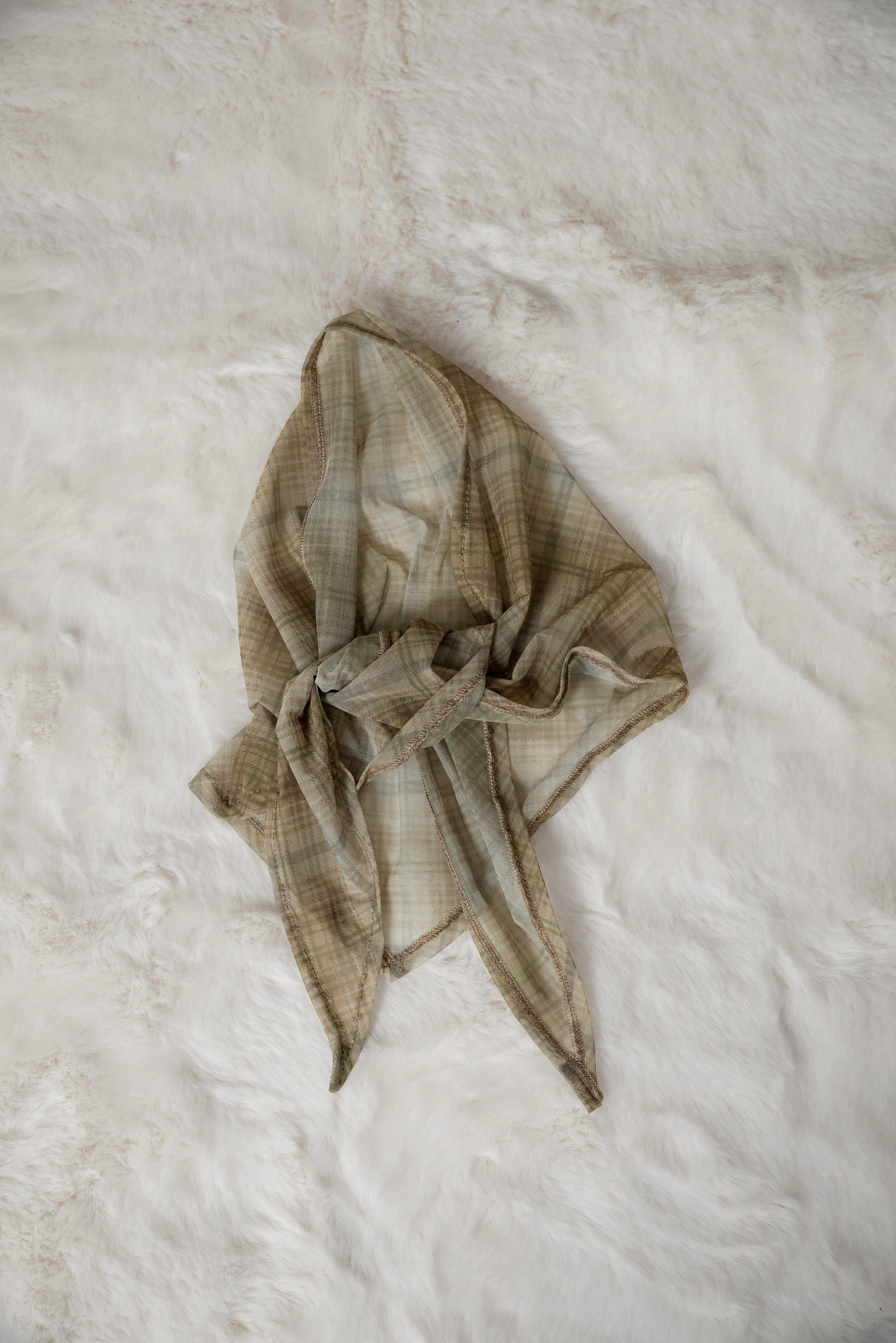 sheer mesh check triangle scarf