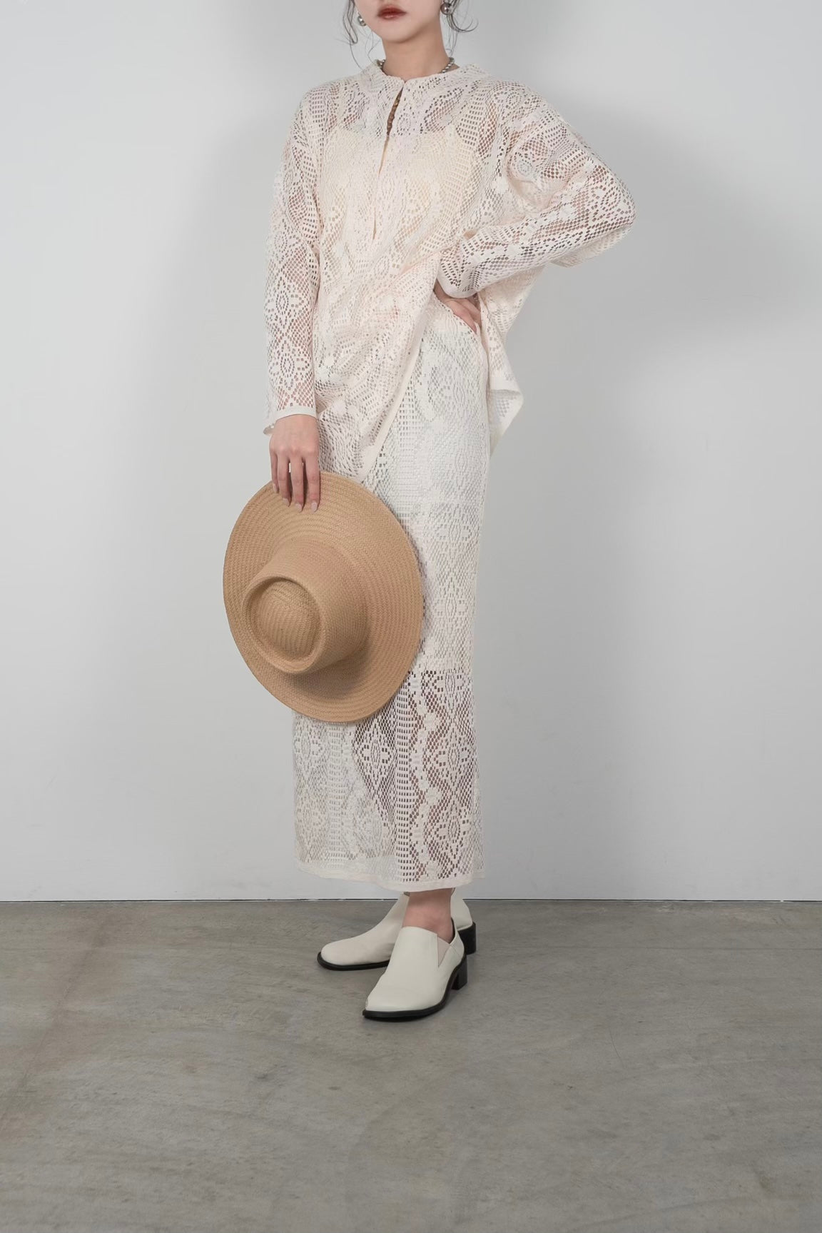 cut lace straight skirt
