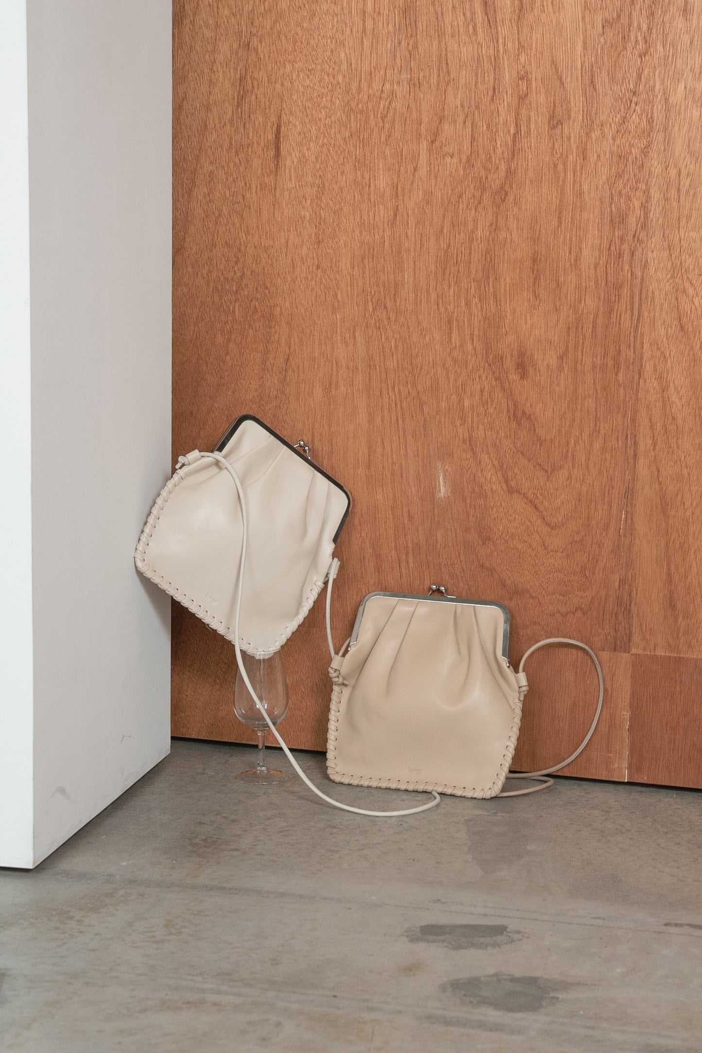 clasp wrap shoulder bag
