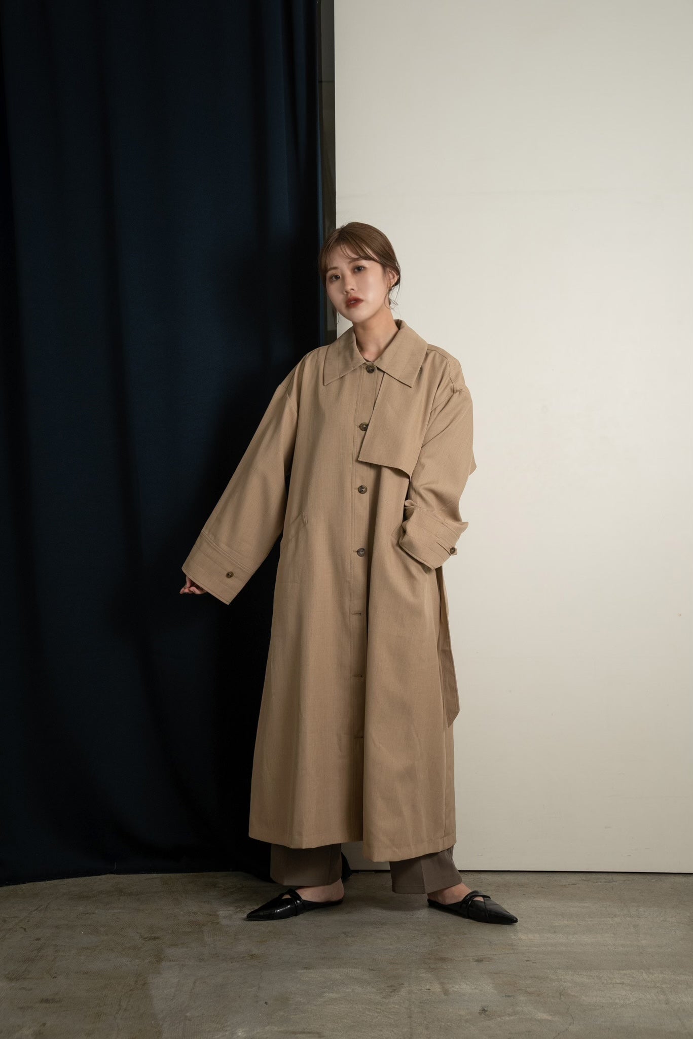 back flare light trench coat