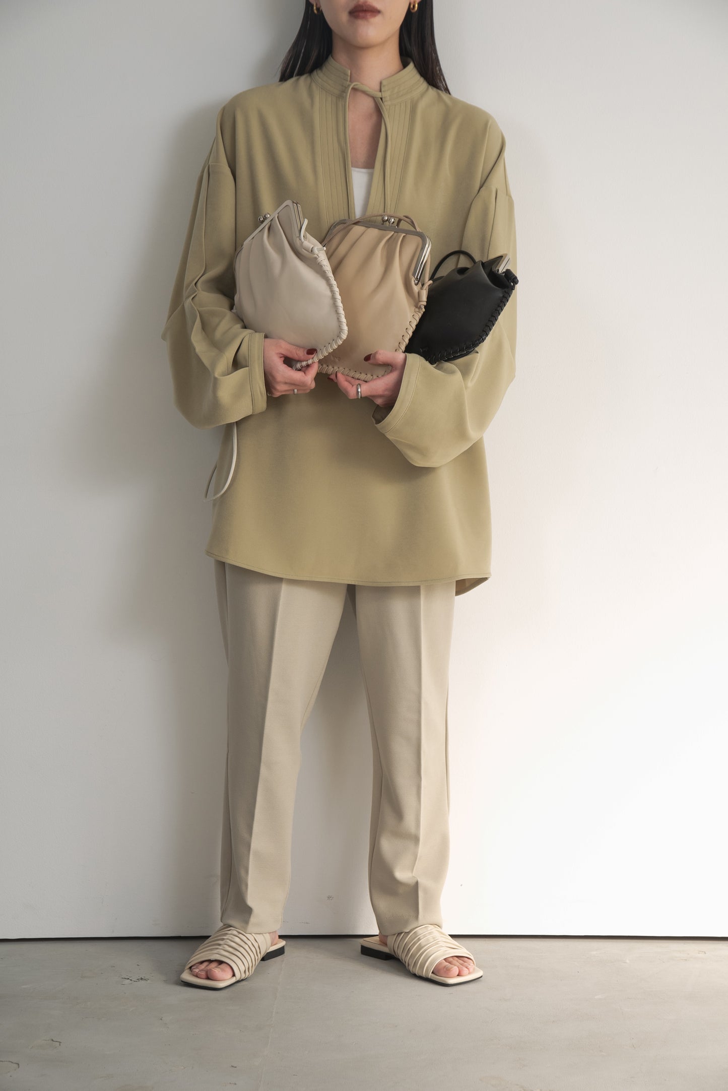clasp wrap shoulder bag