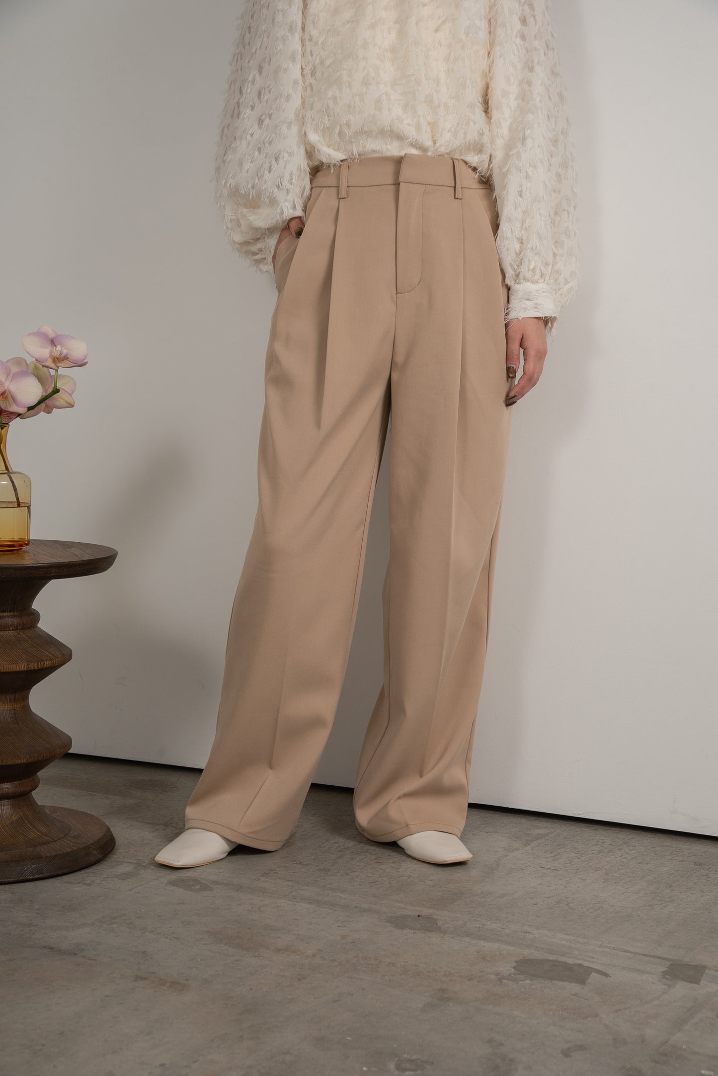 ester twill tuck pants