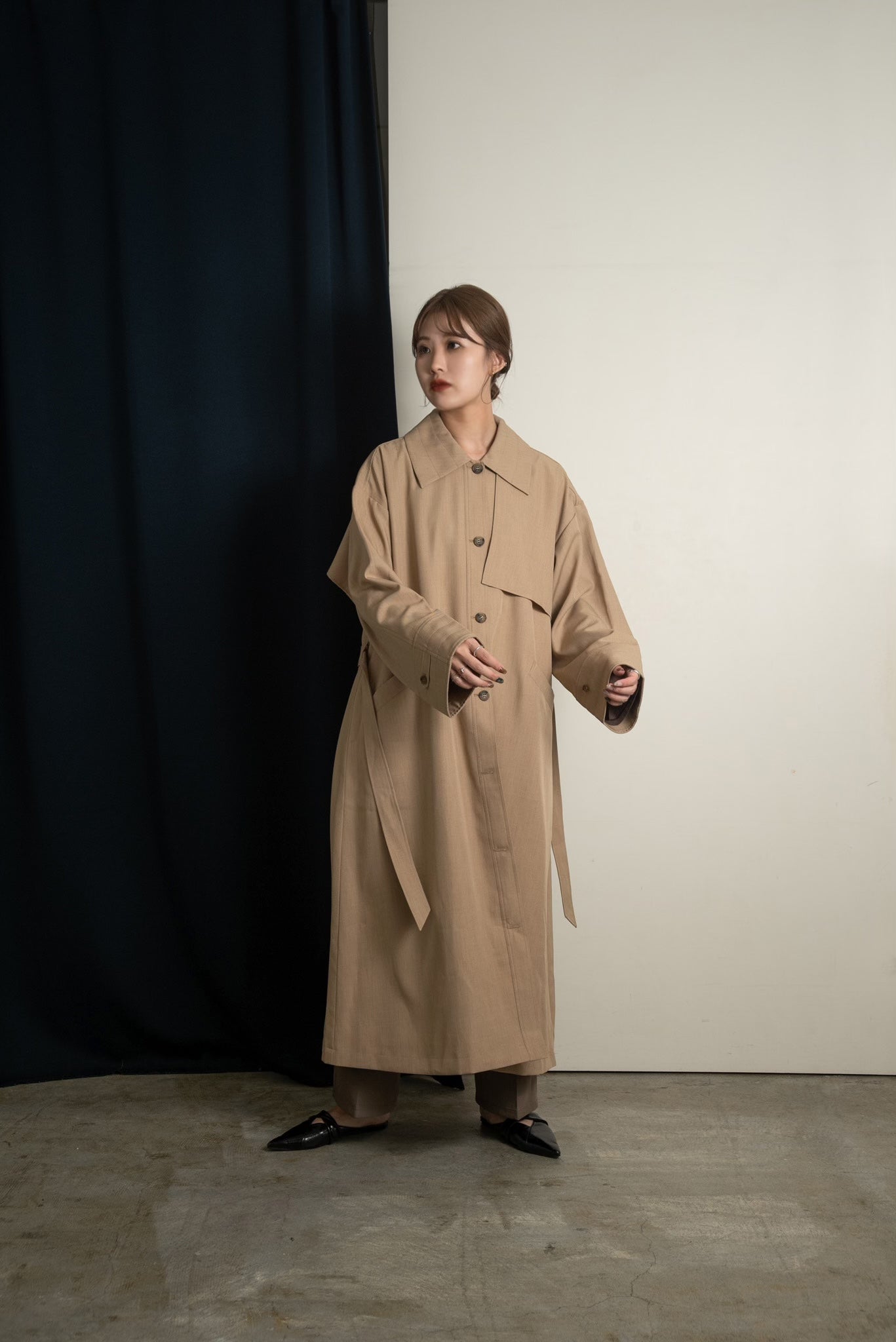 back flare light trench coat