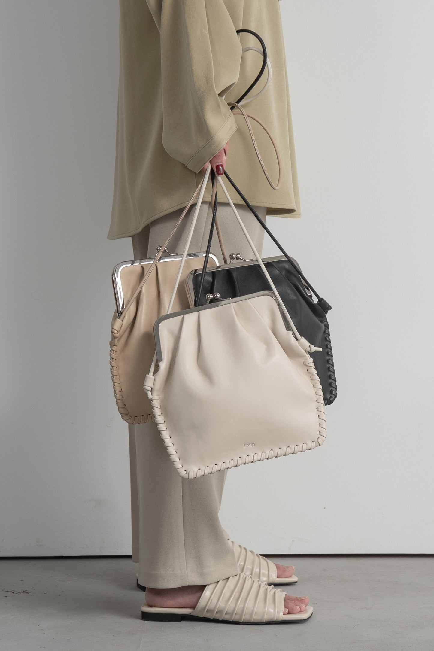 clasp wrap shoulder bag