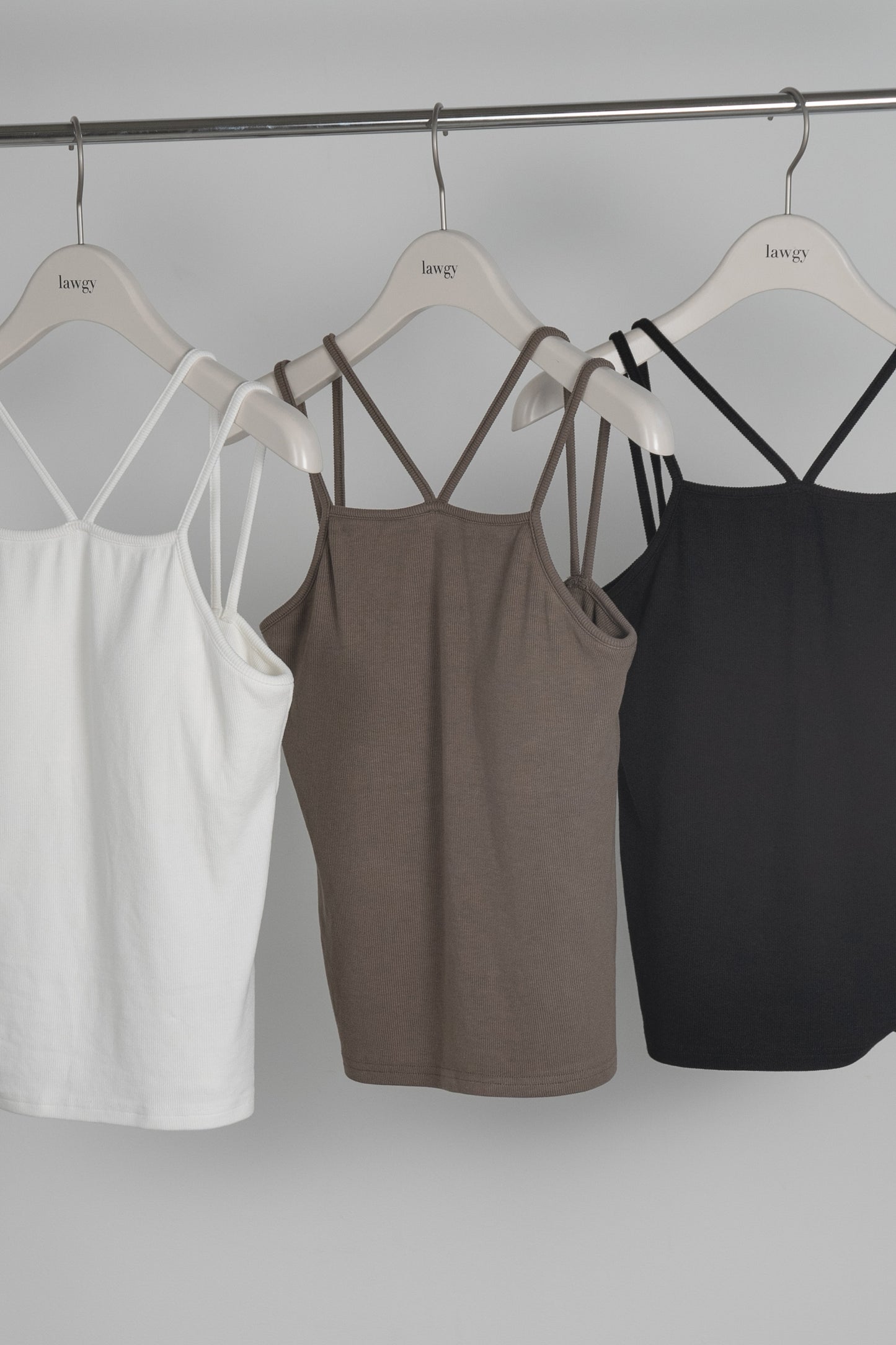 V strap cami