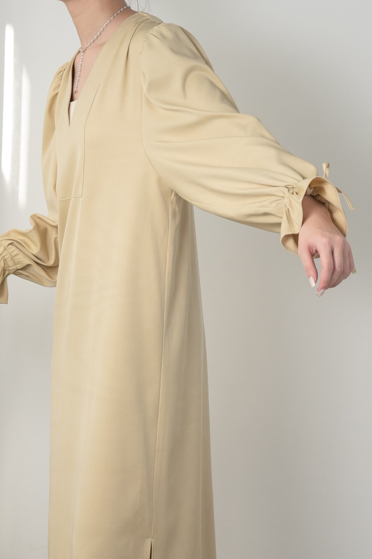 twill ribbon cuffs slit ops