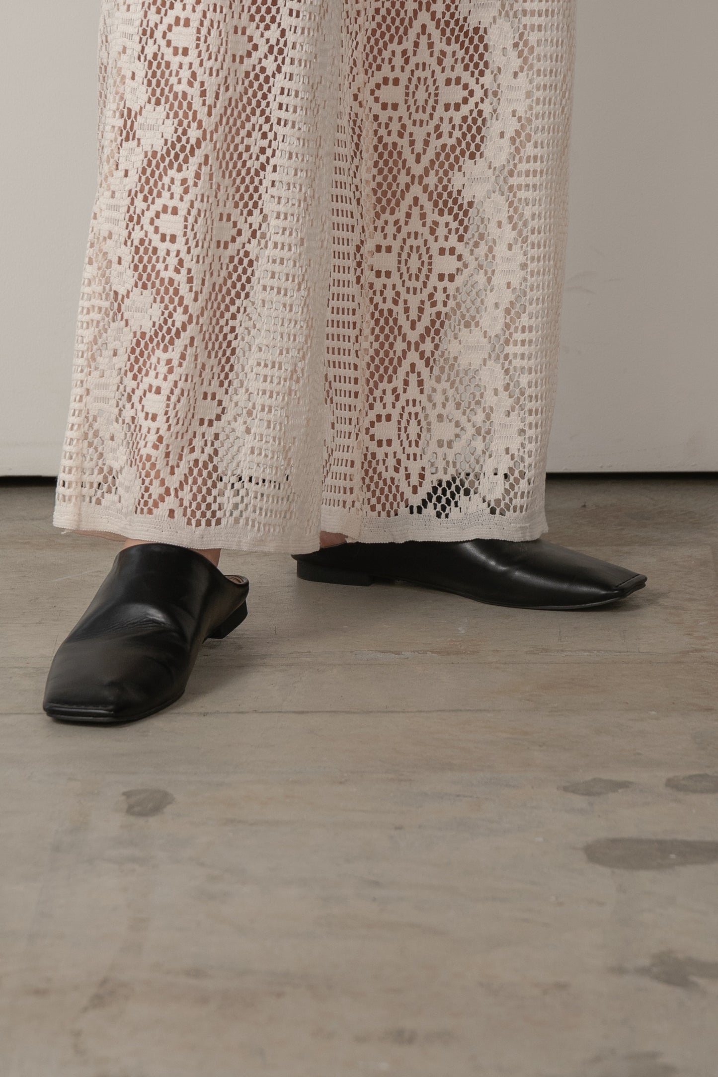 to square flat shoes