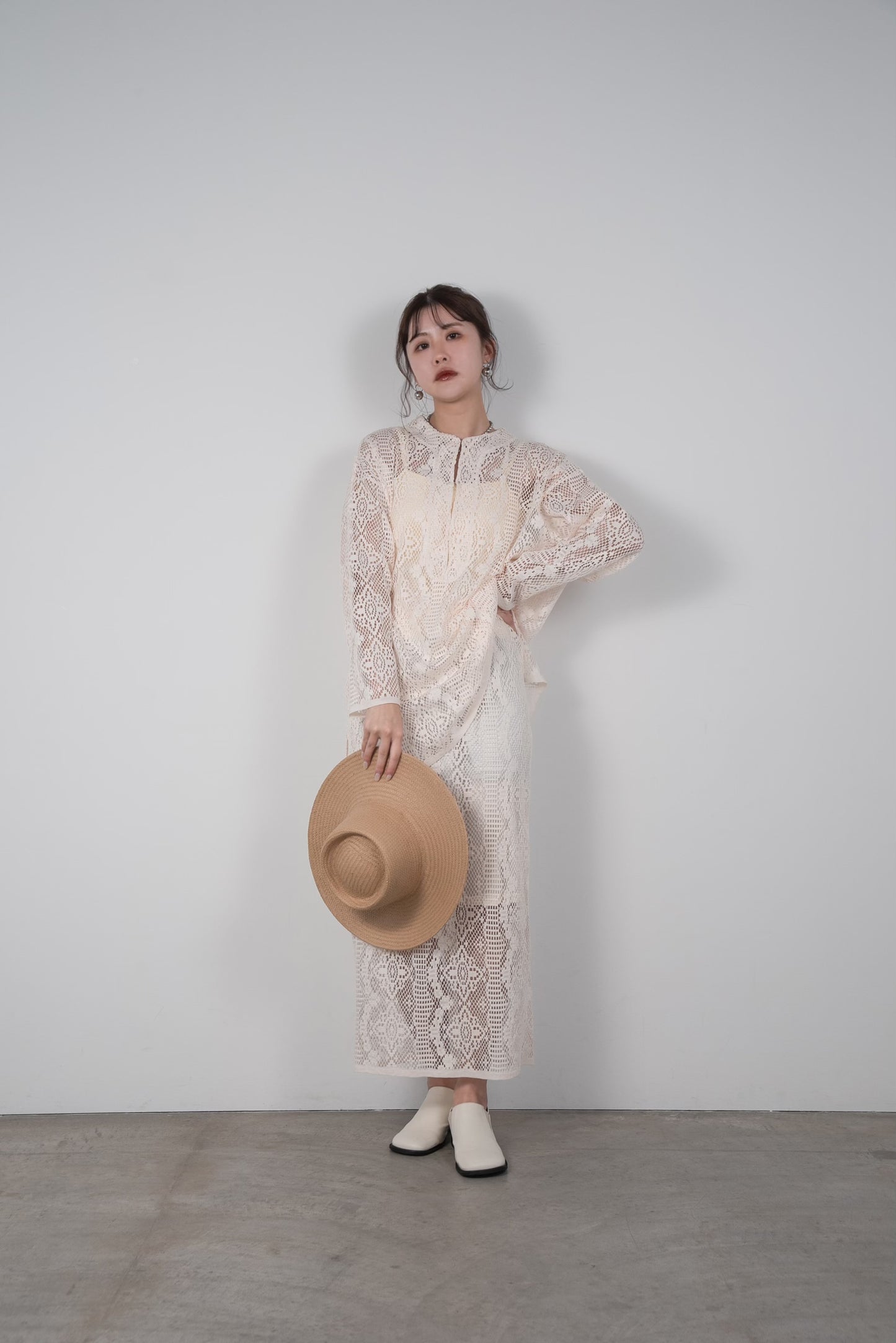 cut lace straight skirt