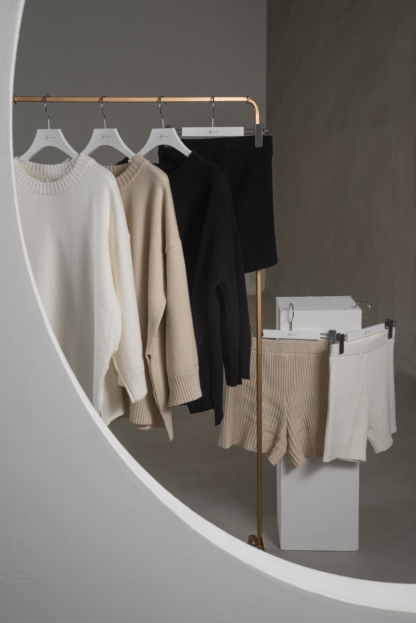 loose knit set up