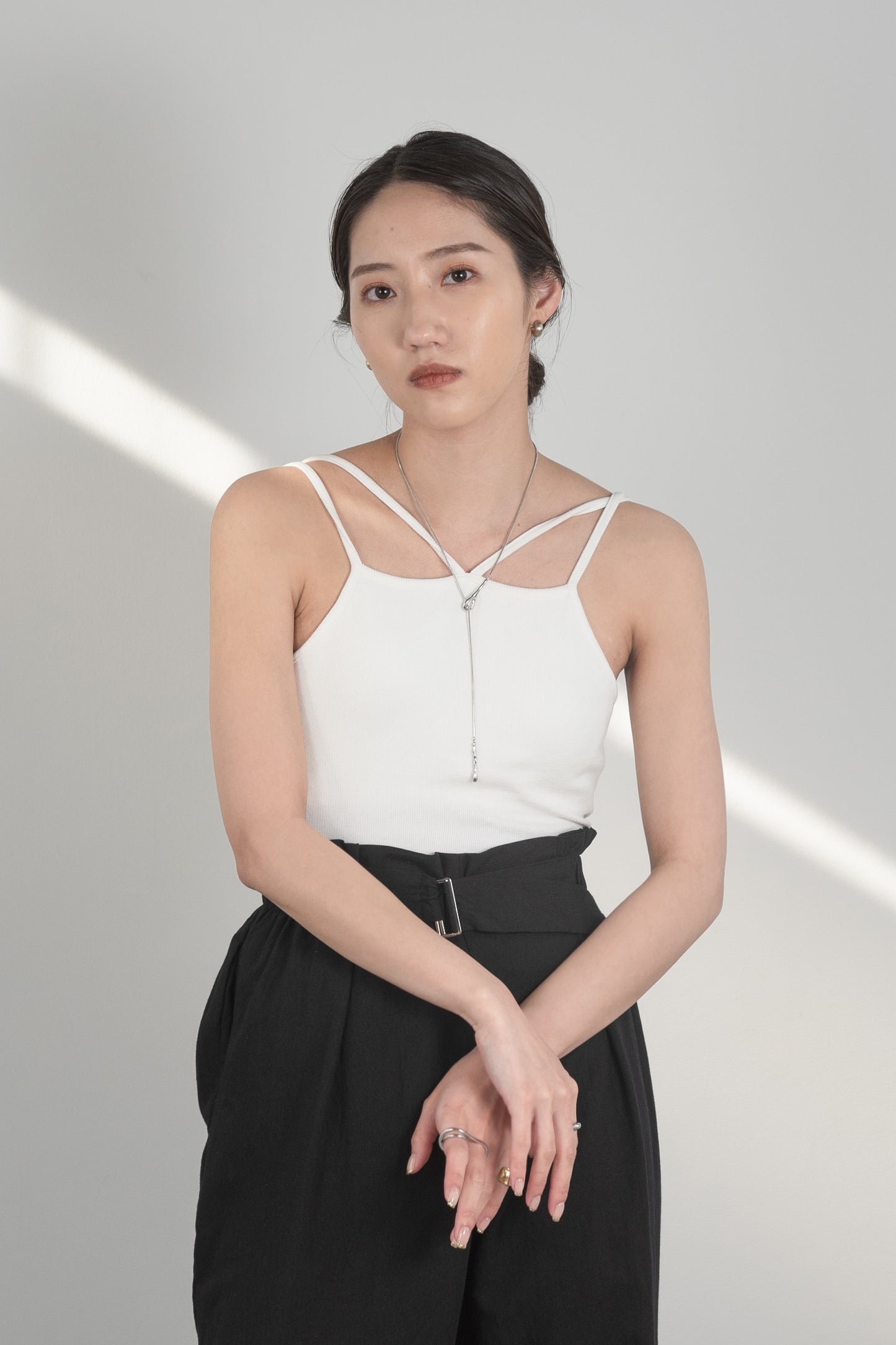 V strap cami