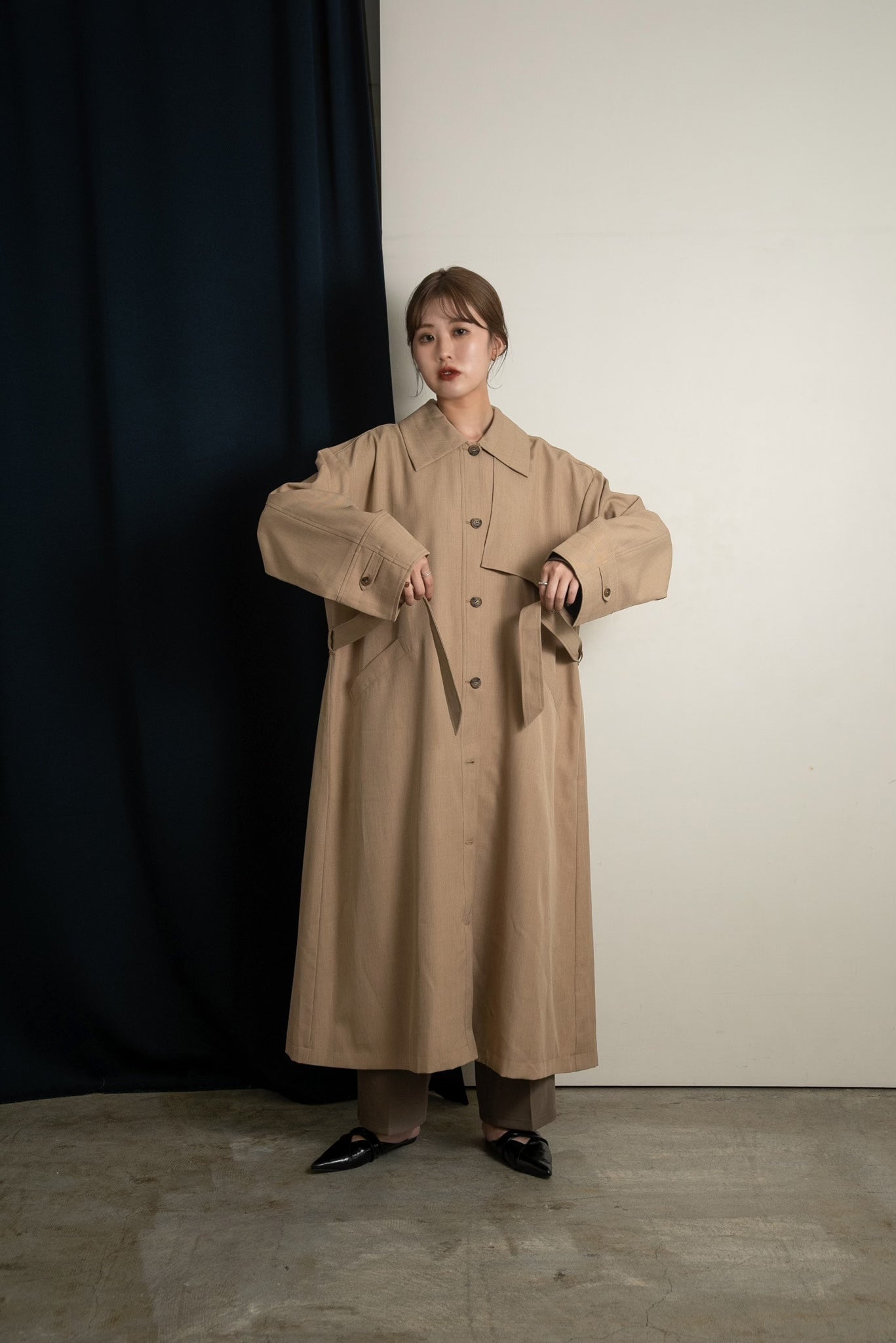 back flare light trench coat