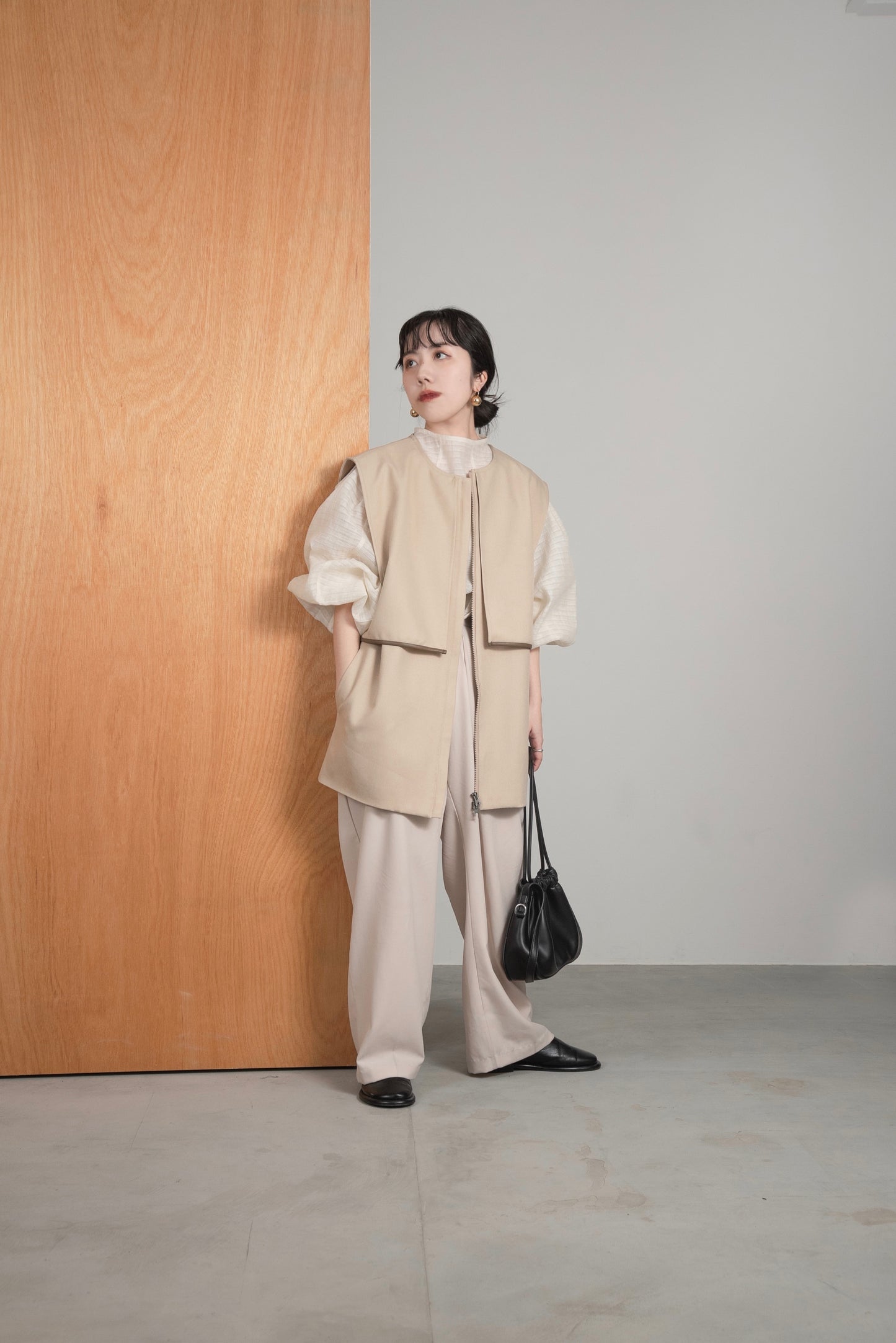 leather piping yoke vest