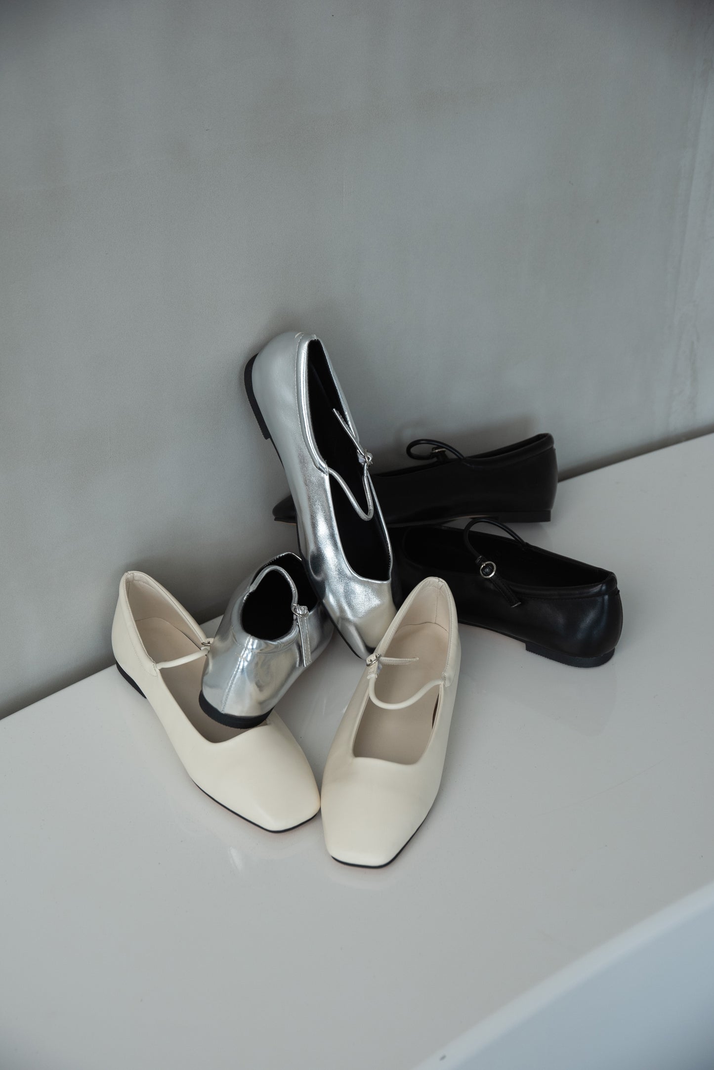 strap design square shoes