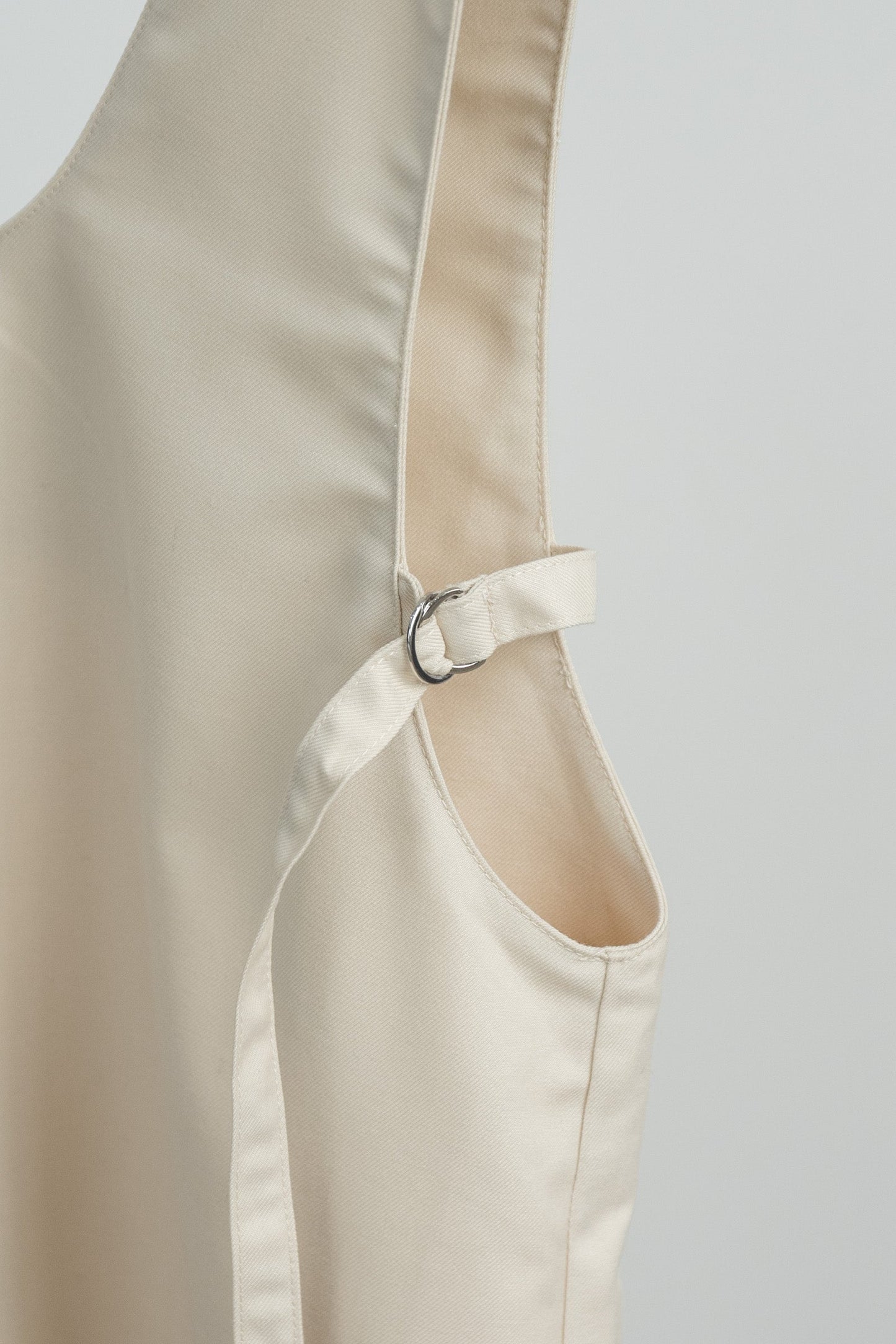 double slit side belt jumper skirt