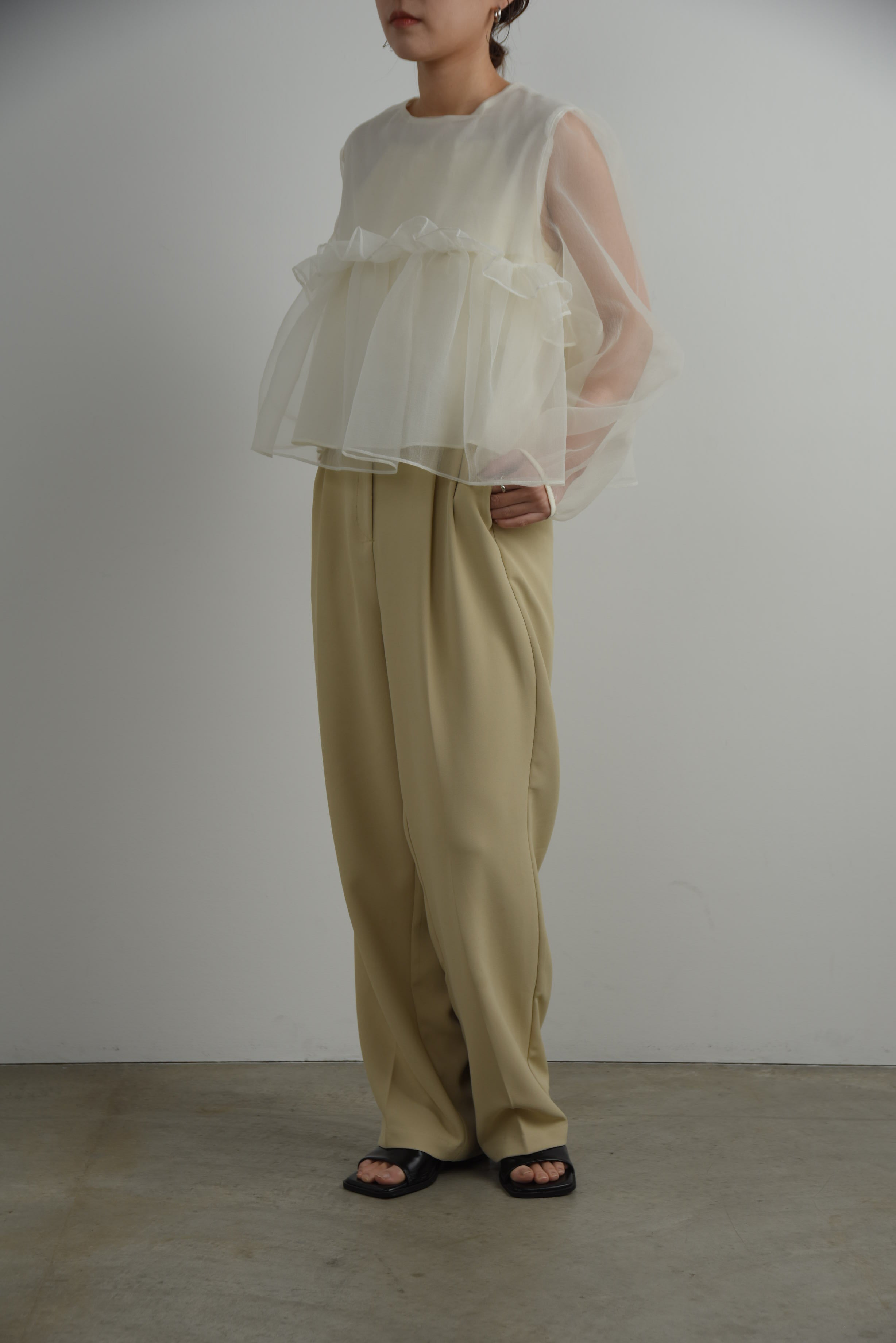 volume tulle gather blouse