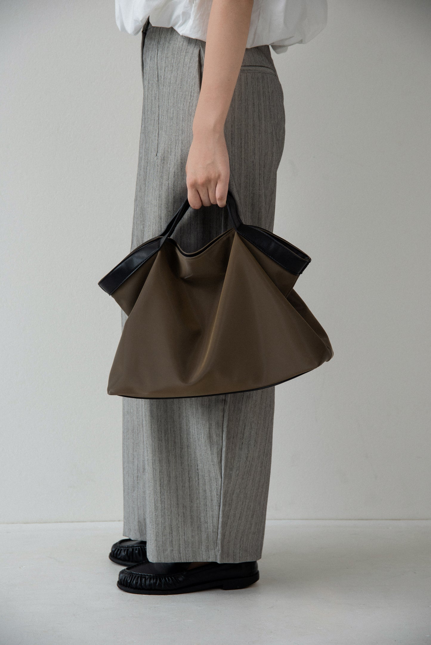 effortless piping tote bag【eim plus+限定アイテム】
