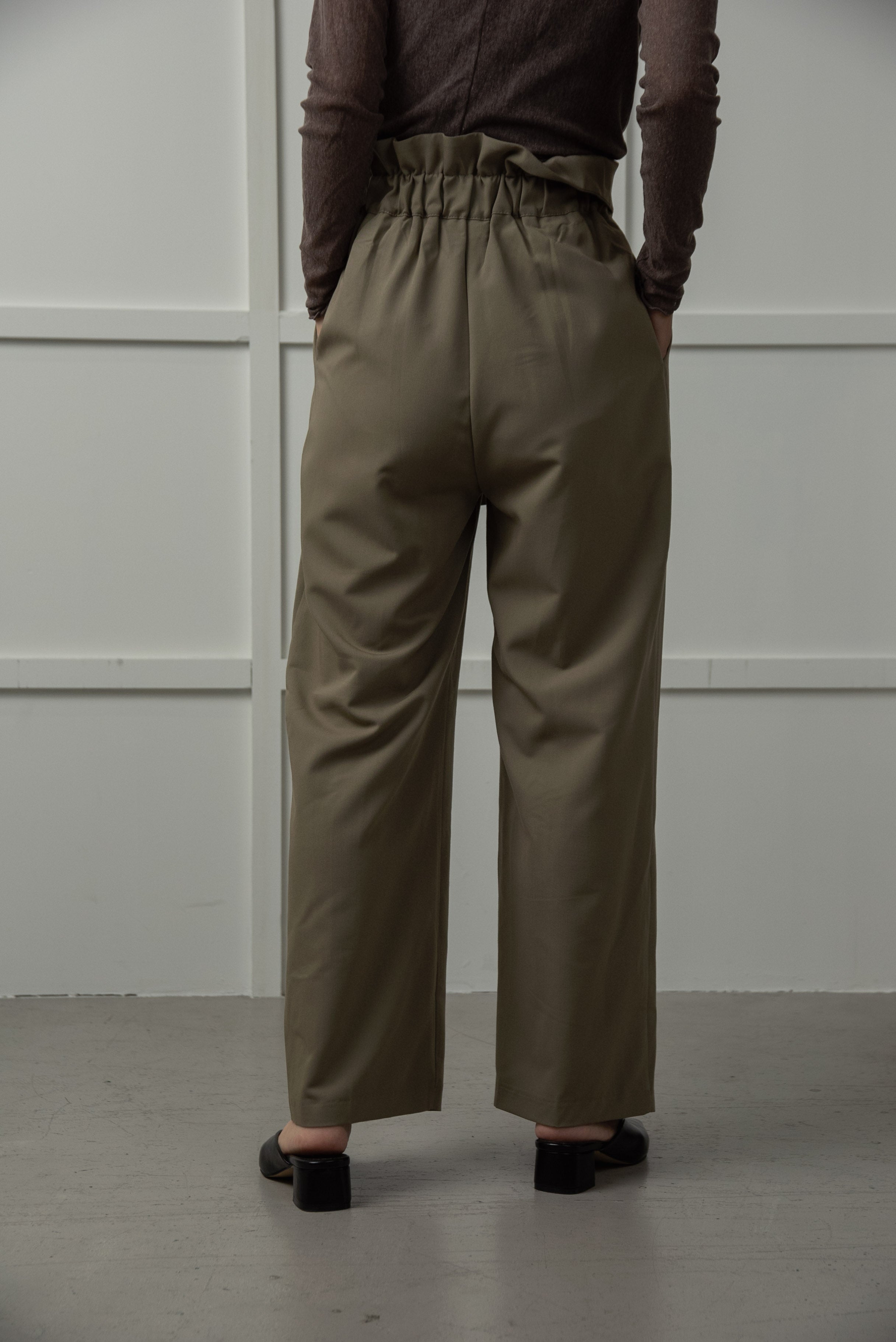 waist collar like design pants – eim online（エイム オンライン）