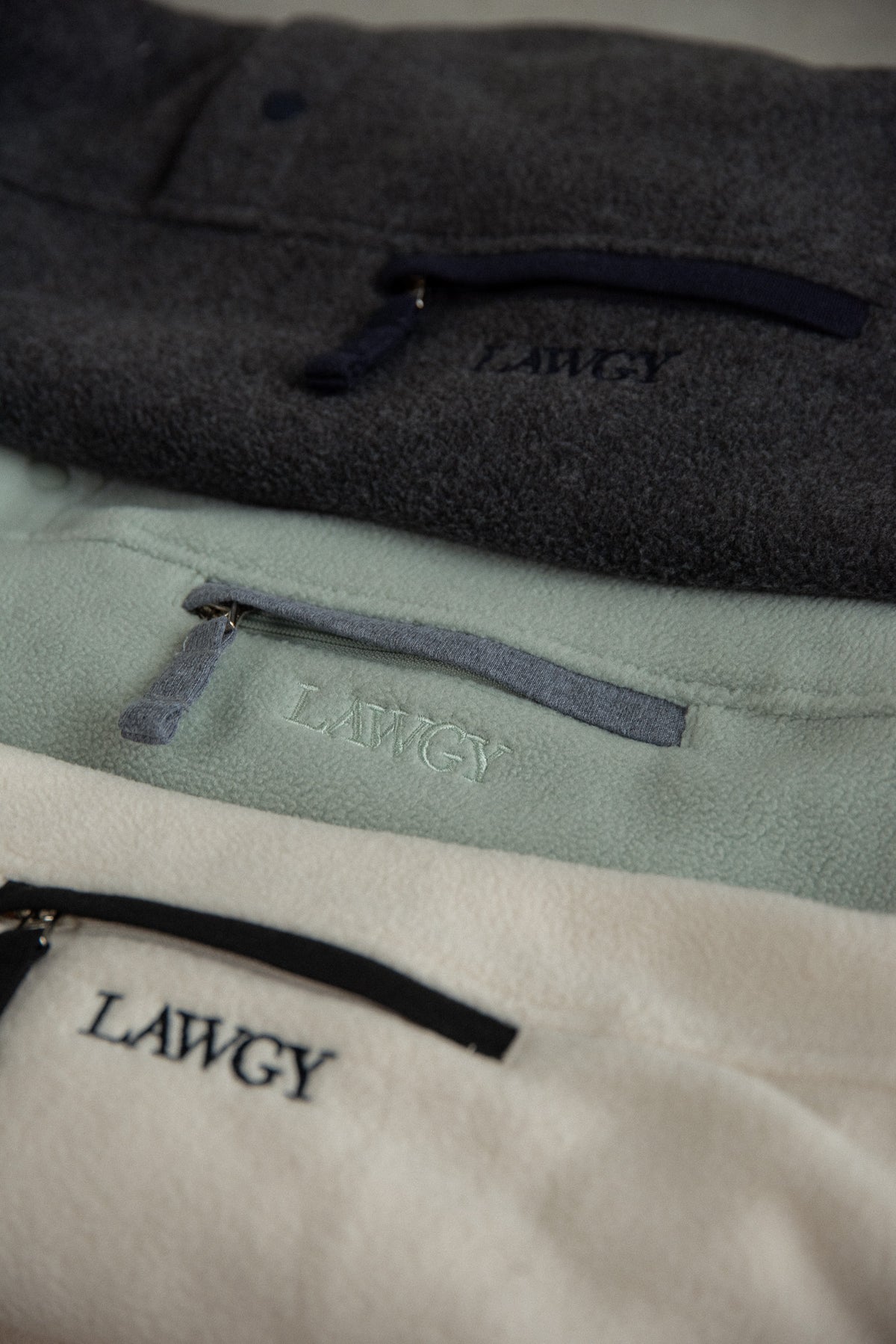 over size embroidery half button fleece