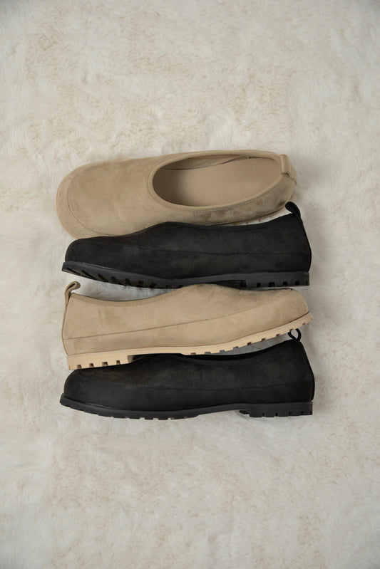 round silhouette light slipon