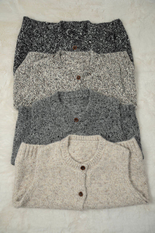 fluffy mix wood like button knit vest