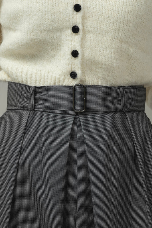 belt set center tuck check pants