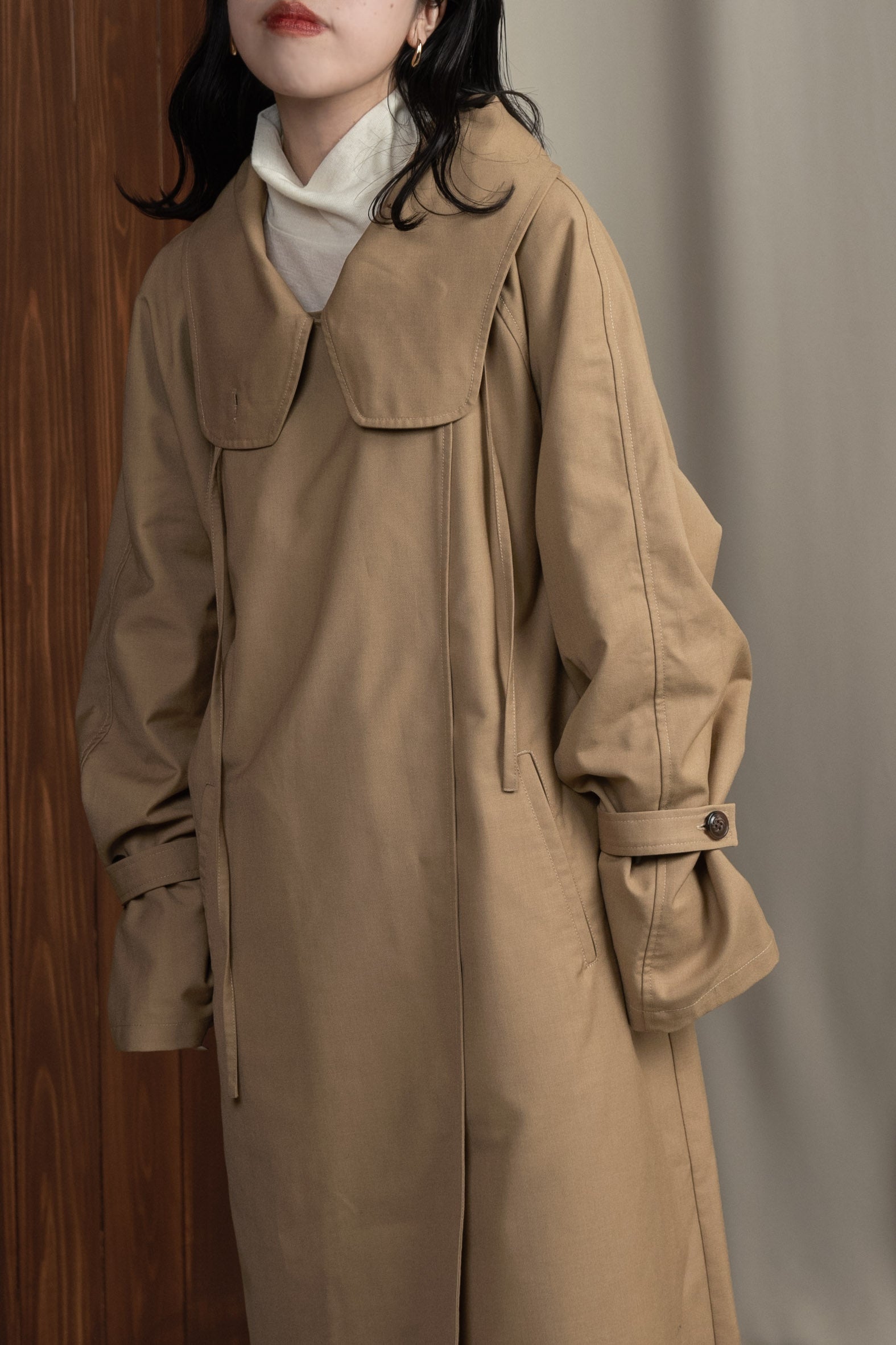 lawgy collar arrange trench coat - トレンチコート