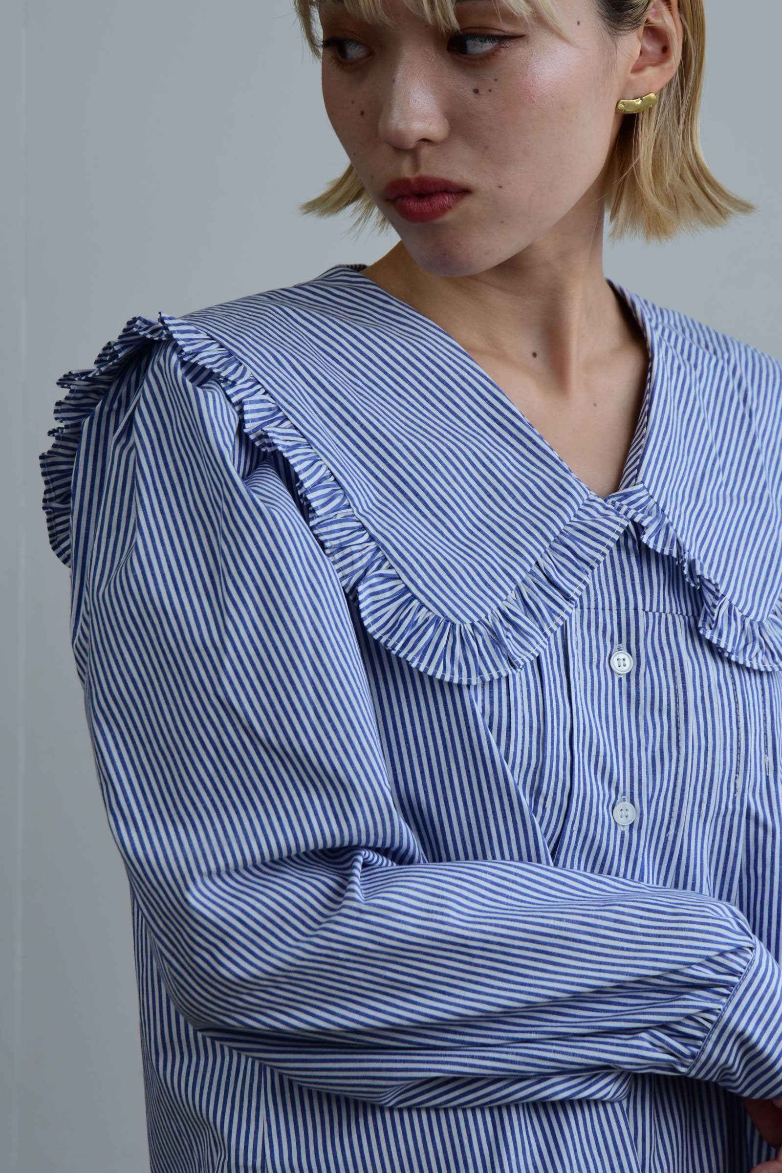 baybee pin tuck frill blouse (white)