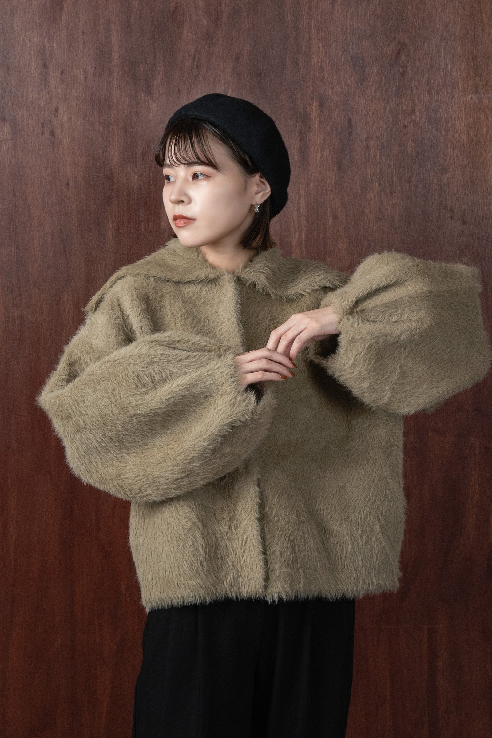 shaggy collar knit outer-