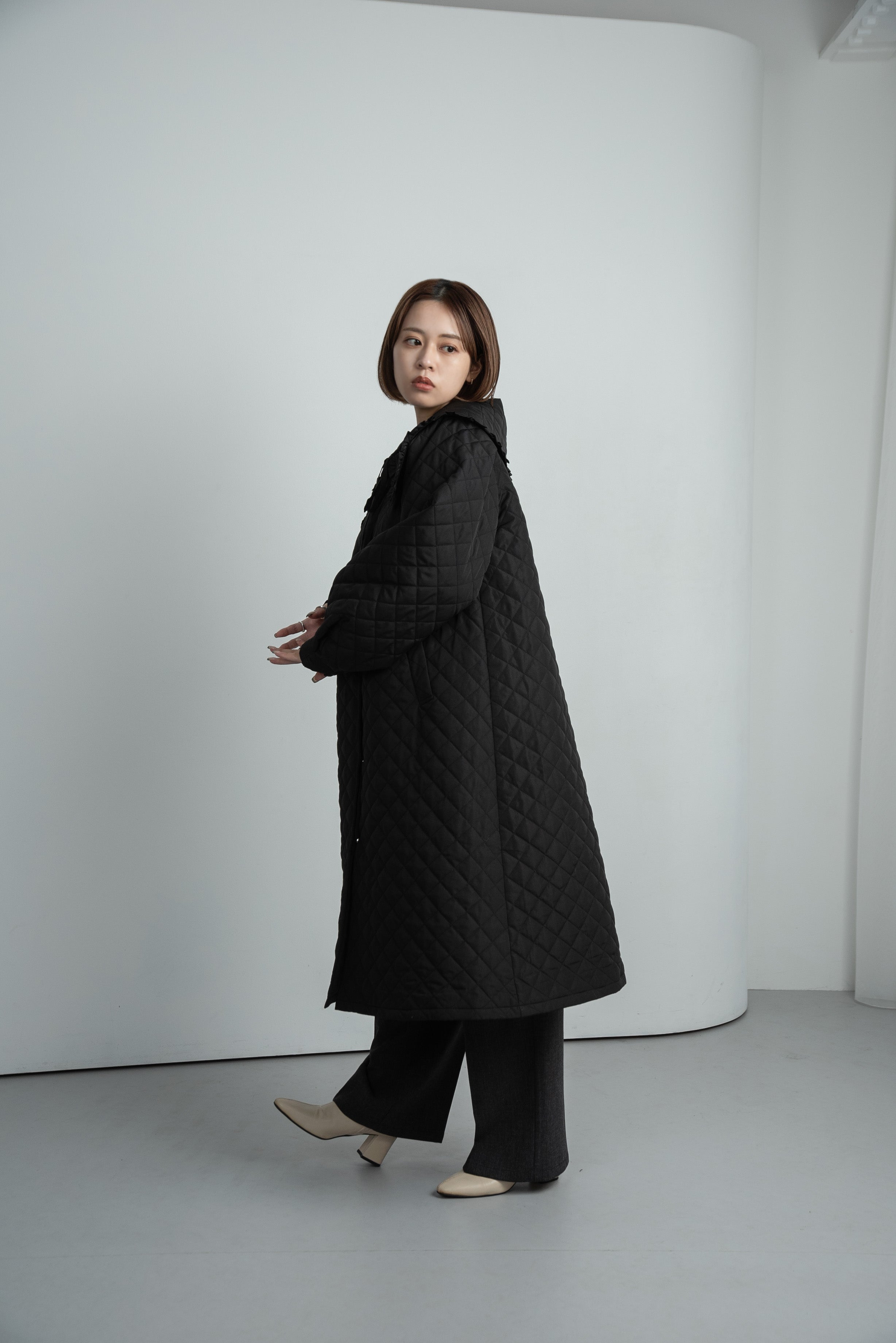 quilting big collar long coat – eim online（エイム オンライン）